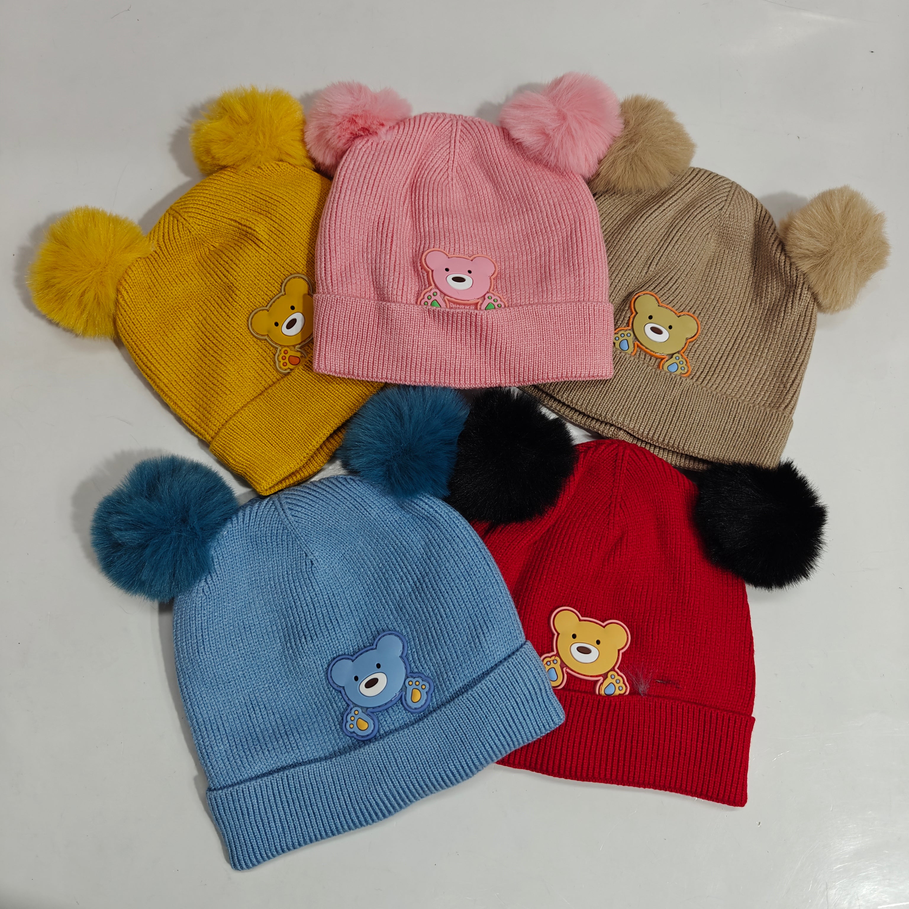 HAPPY BEAR WINTER CAP