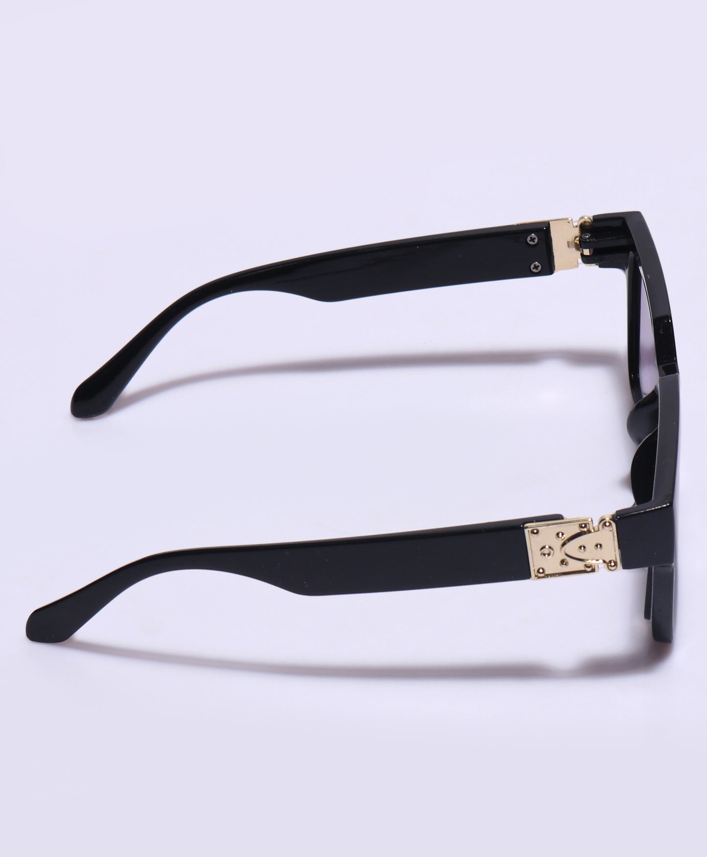 VINTAGE SUNGLASSES