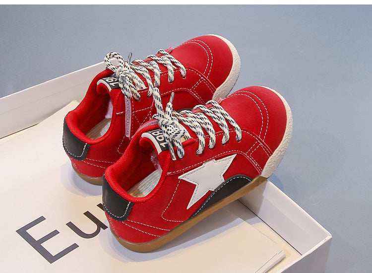 STAR PATCH SNEAKERS - RED