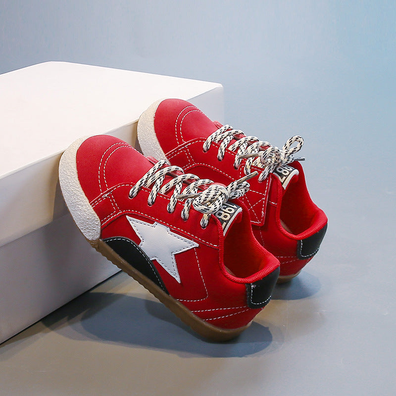 STAR PATCH SNEAKERS - RED