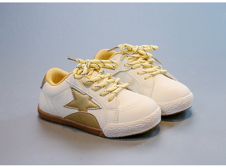 STAR PATCH SNEAKERS - WHITE & GOLD