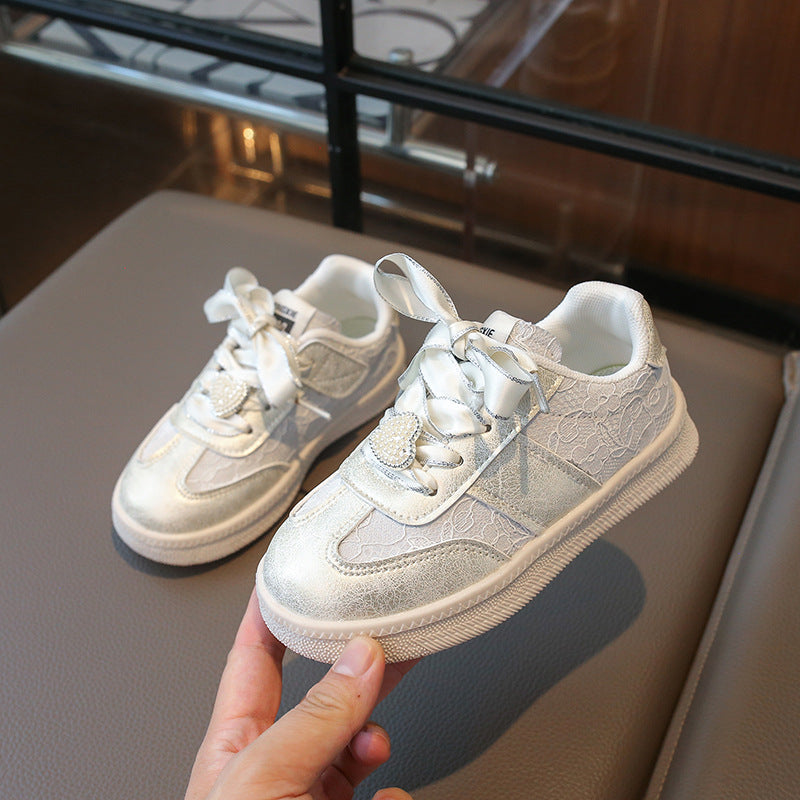 Heart Applique Embroidered Velcro Sneakers - Grey