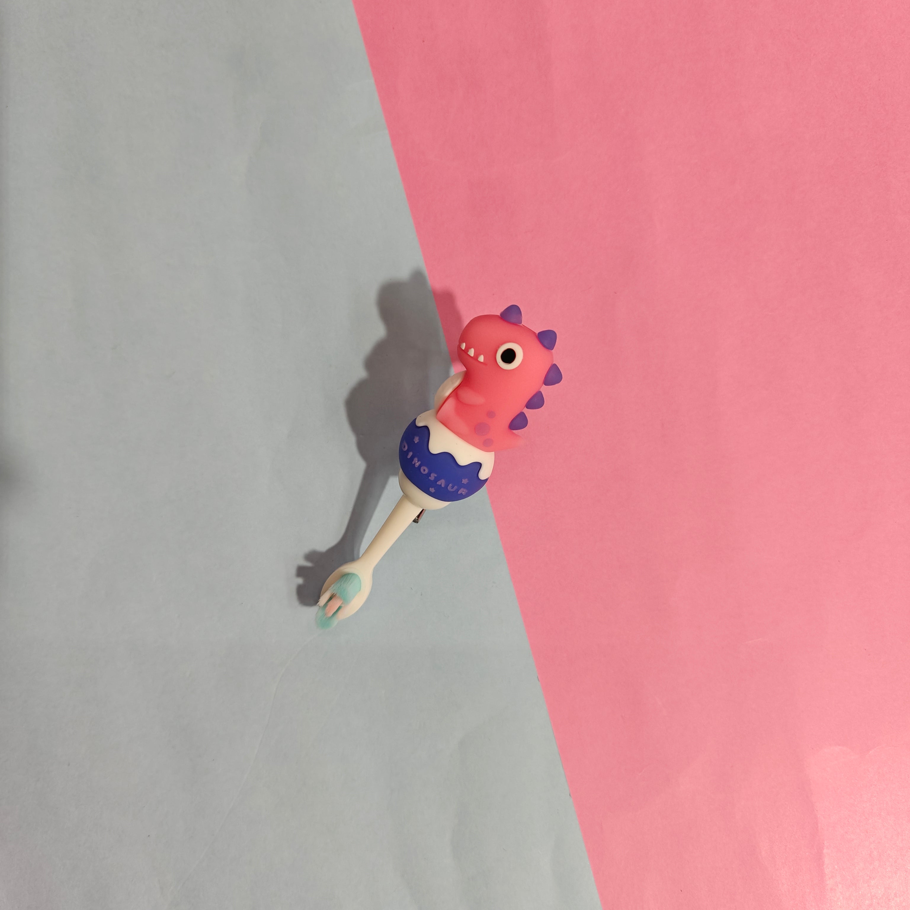 LITTLE DINOSAUR TOOTH BRUSH