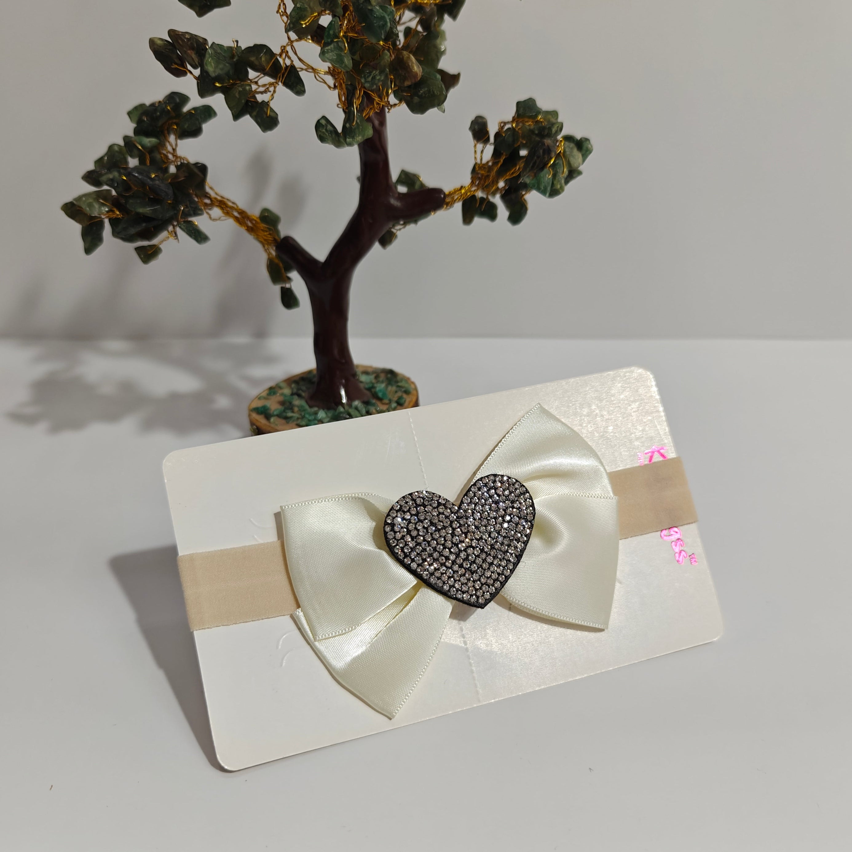 BEADED HEART & BOW HAIRBAND