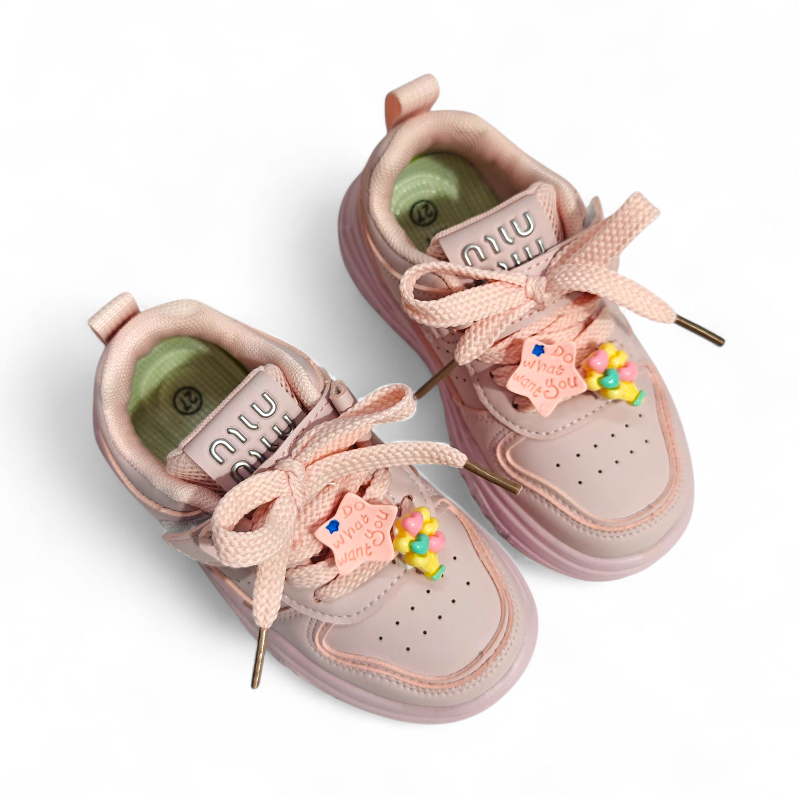 CHARM APPLIQUE VELCRO SNEAKERS - LIGHT PINK