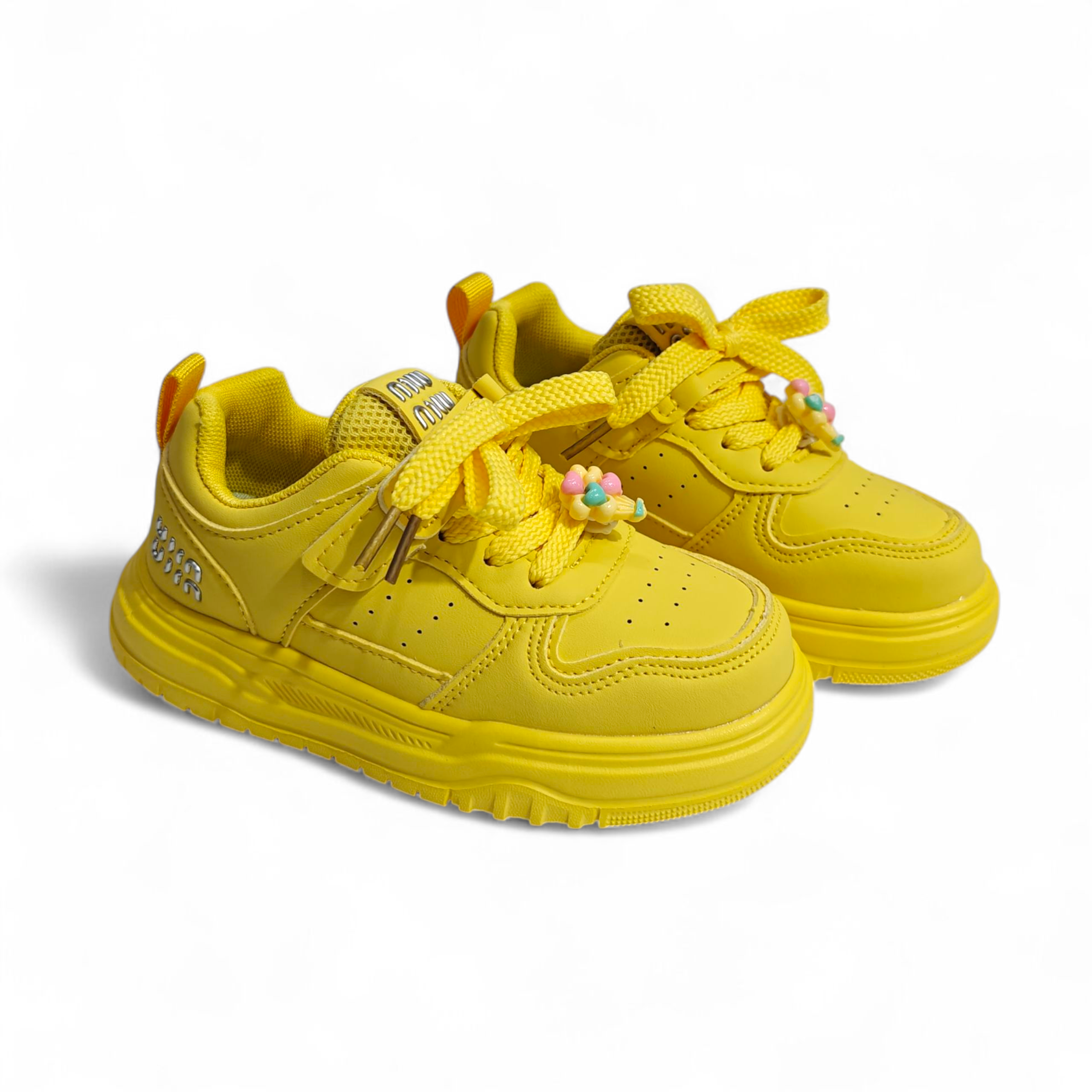 CHARM APPLIQUE VELCRO SNEAKERS - YELLOW