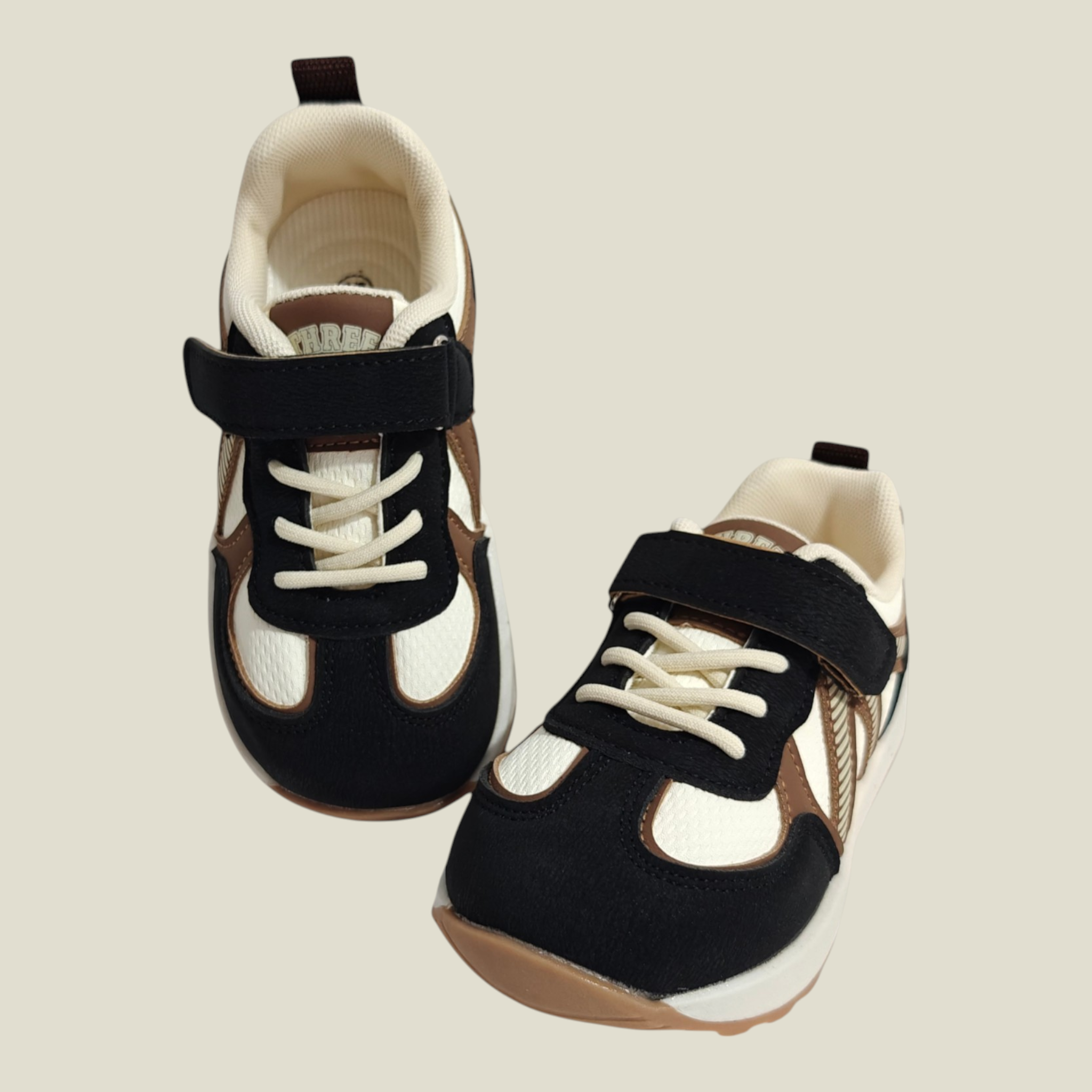 ZIG-ZAG DESIGN SNEAKERS - BLACK