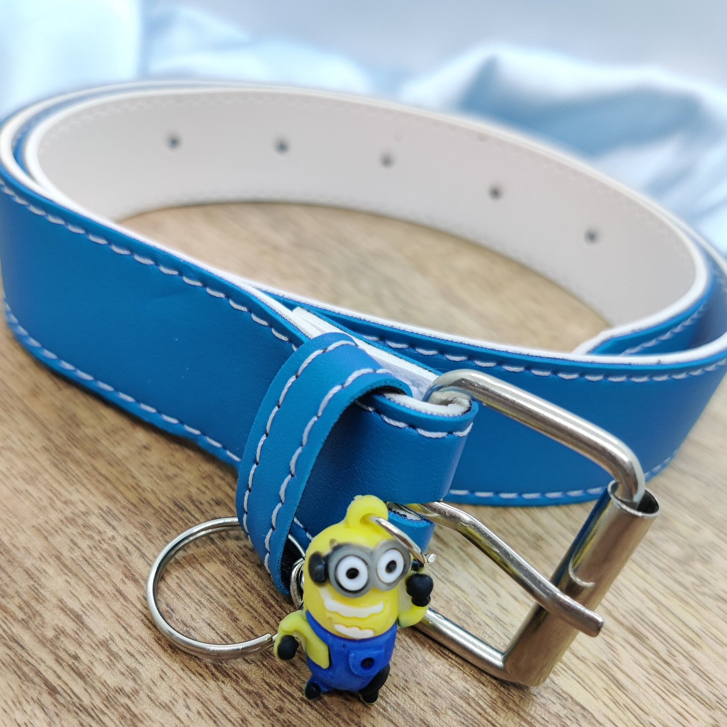 SOLID COLOR CHARM APPLIQUE WAIST BELT