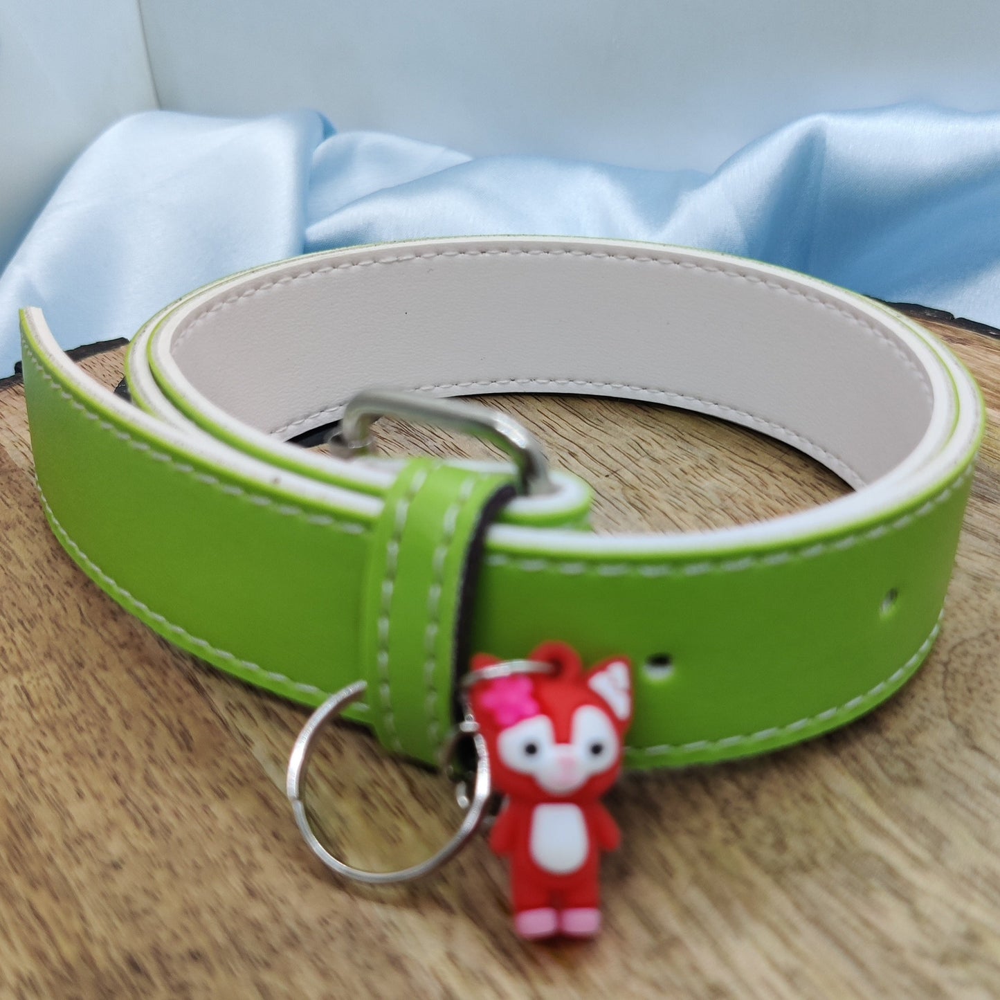 SOLID COLOR CHARM APPLIQUE WAIST BELT