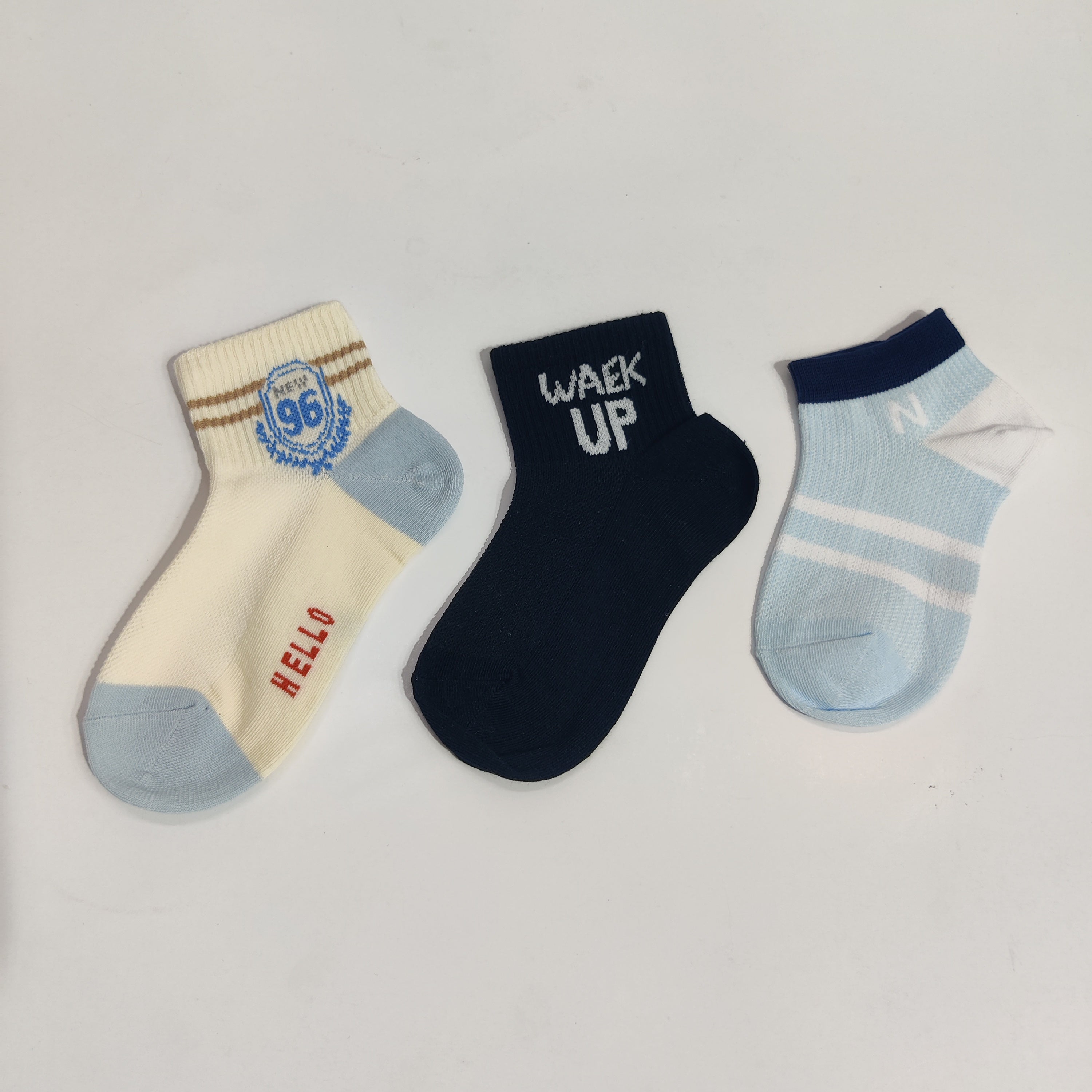 ASSORTED SOCKS PACK OF 3 - MULTI-COLOUR