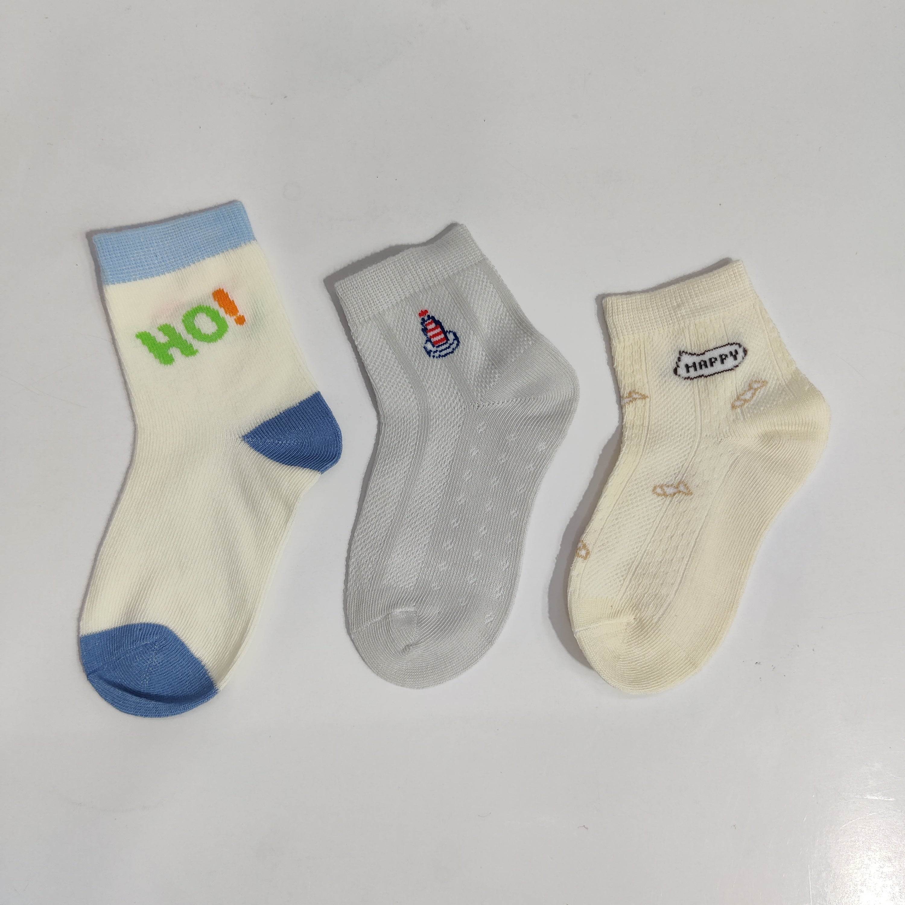 ASSORTED SOCKS PACK OF 3 - MULTI-COLOUR