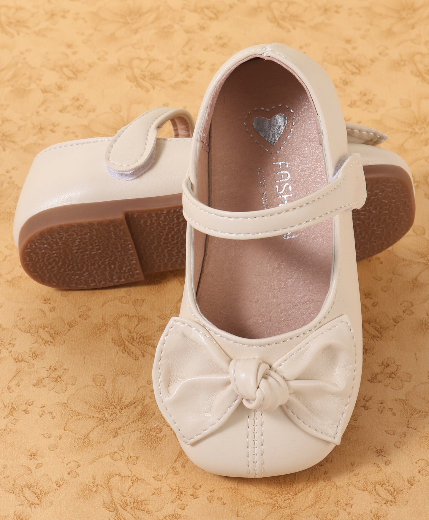 SOLID BOW APPLIQUE MARY JANE - WHITE