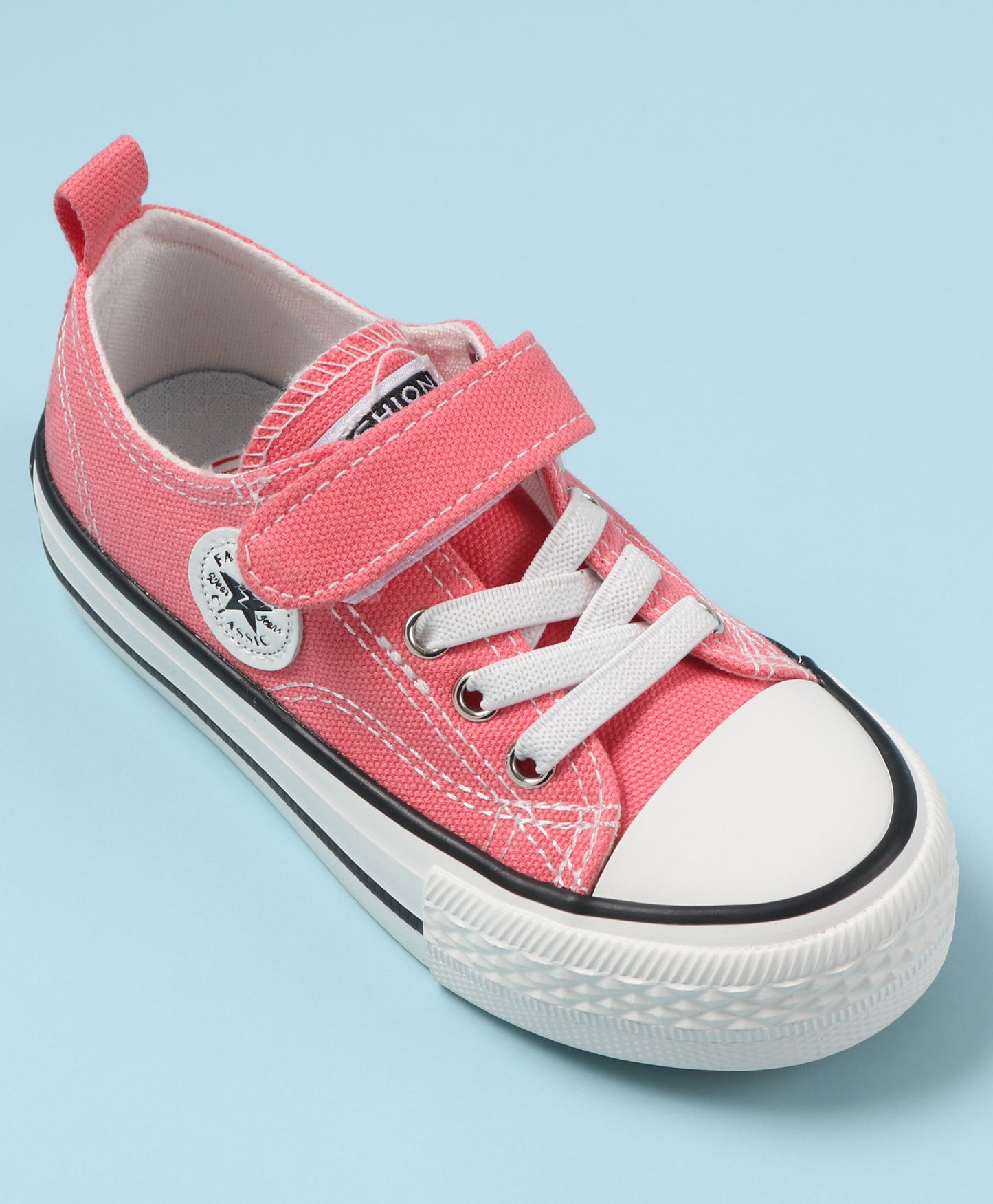 STAR PATCH VELCRO CLOSURE SNEAKERS - PINK