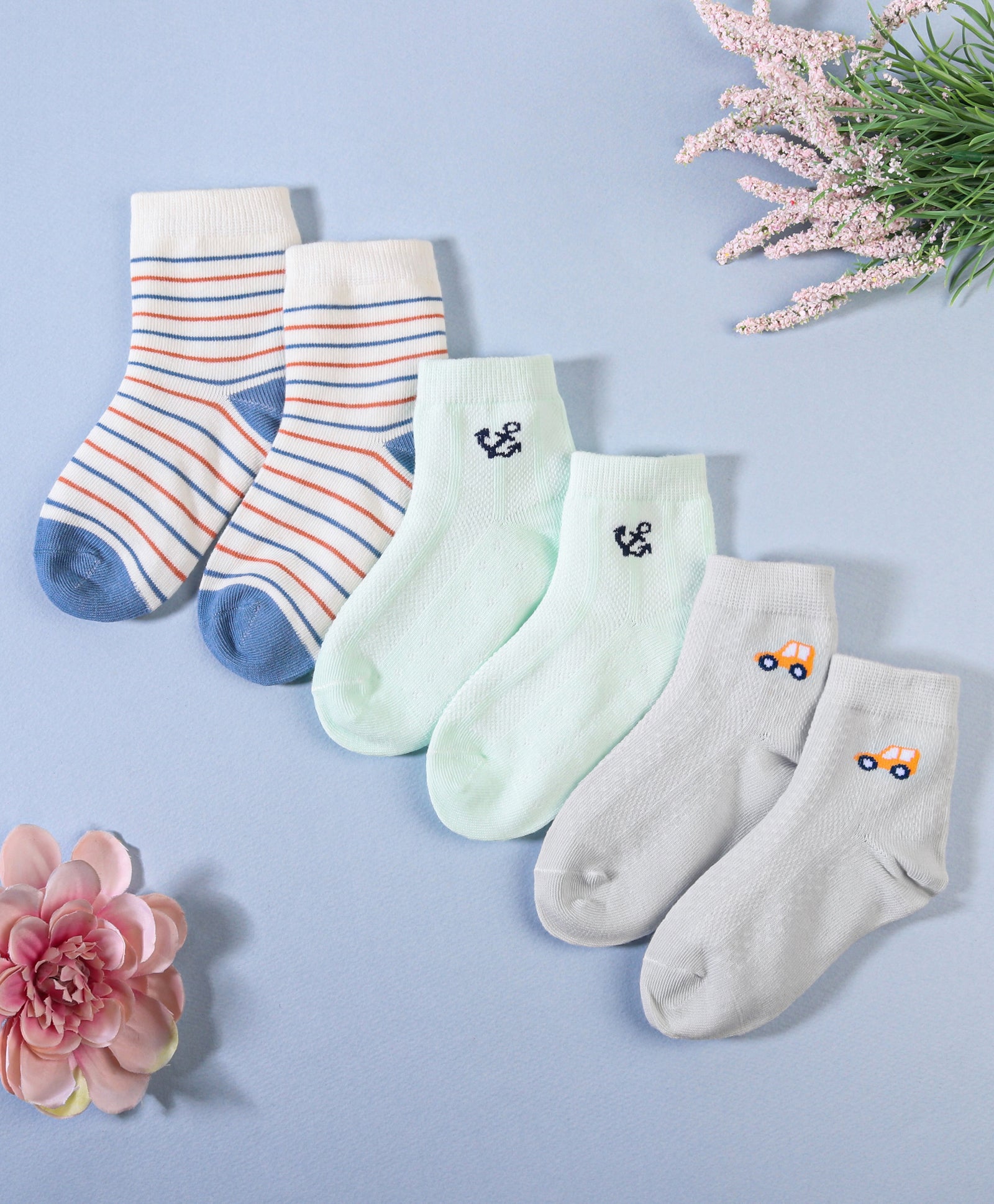 ASSORTED SOCKS PACK OF 3 - MULTI-COLOUR