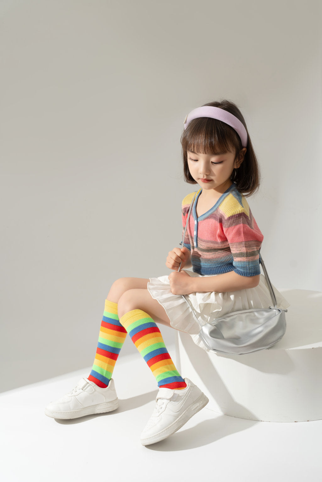 STRIPES DETAILED KNEE LENGTH SOCKS