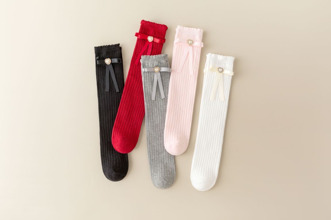 HEART & PEARL APPLIQUE KNEE LENGTH SOCKS