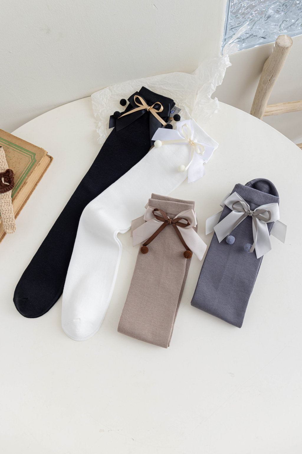 BOW & POM POM APPLIQUE KNEE LENGTH SOCKS