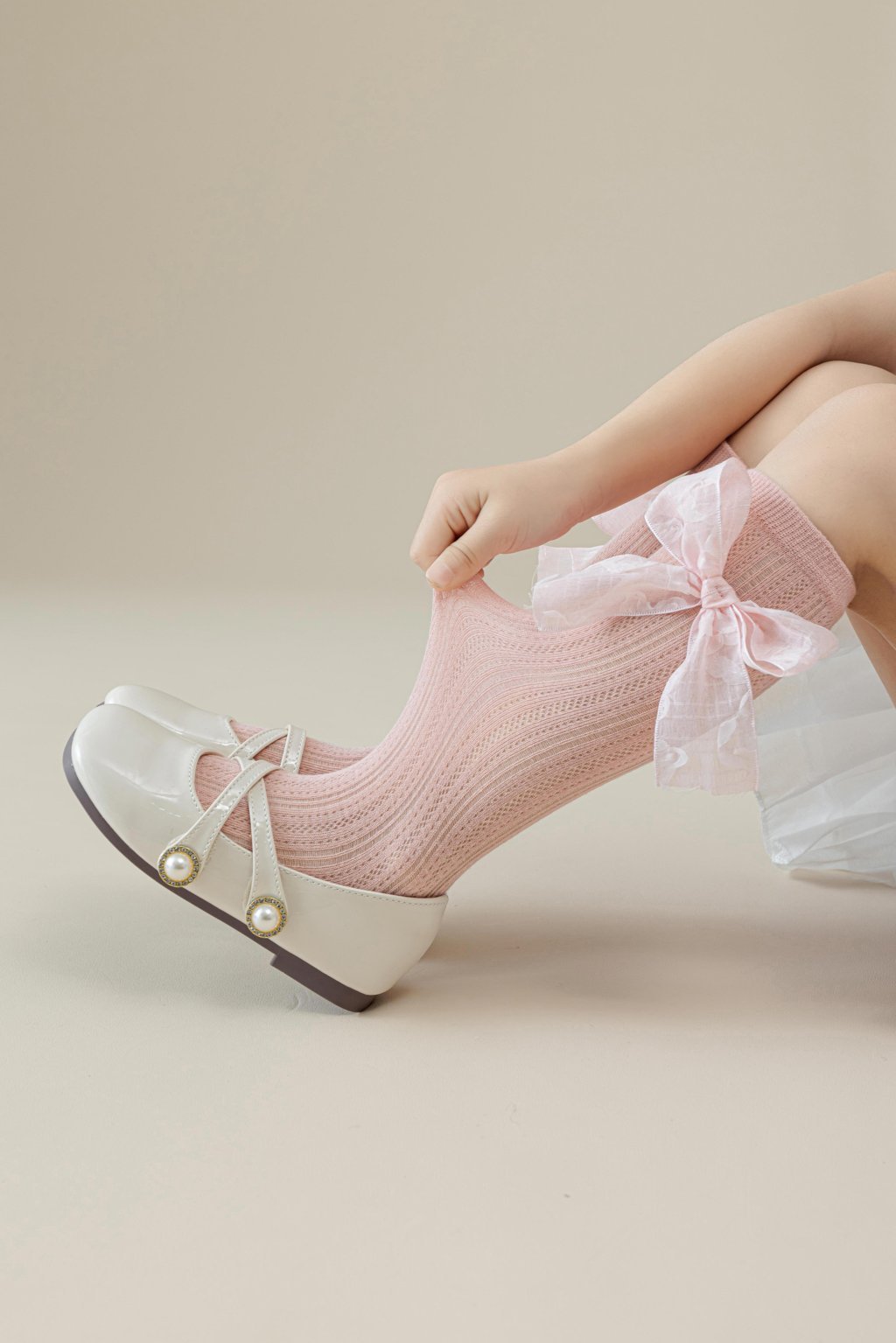 BOW APPLIQUE KNEE LENGTH SOCKS