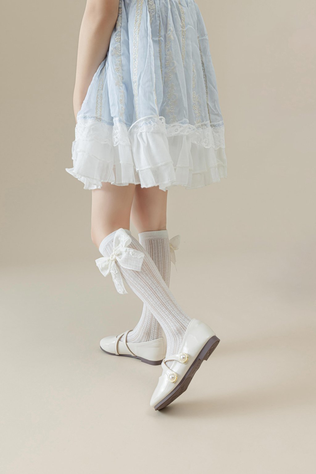 BOW APPLIQUE KNEE LENGTH SOCKS