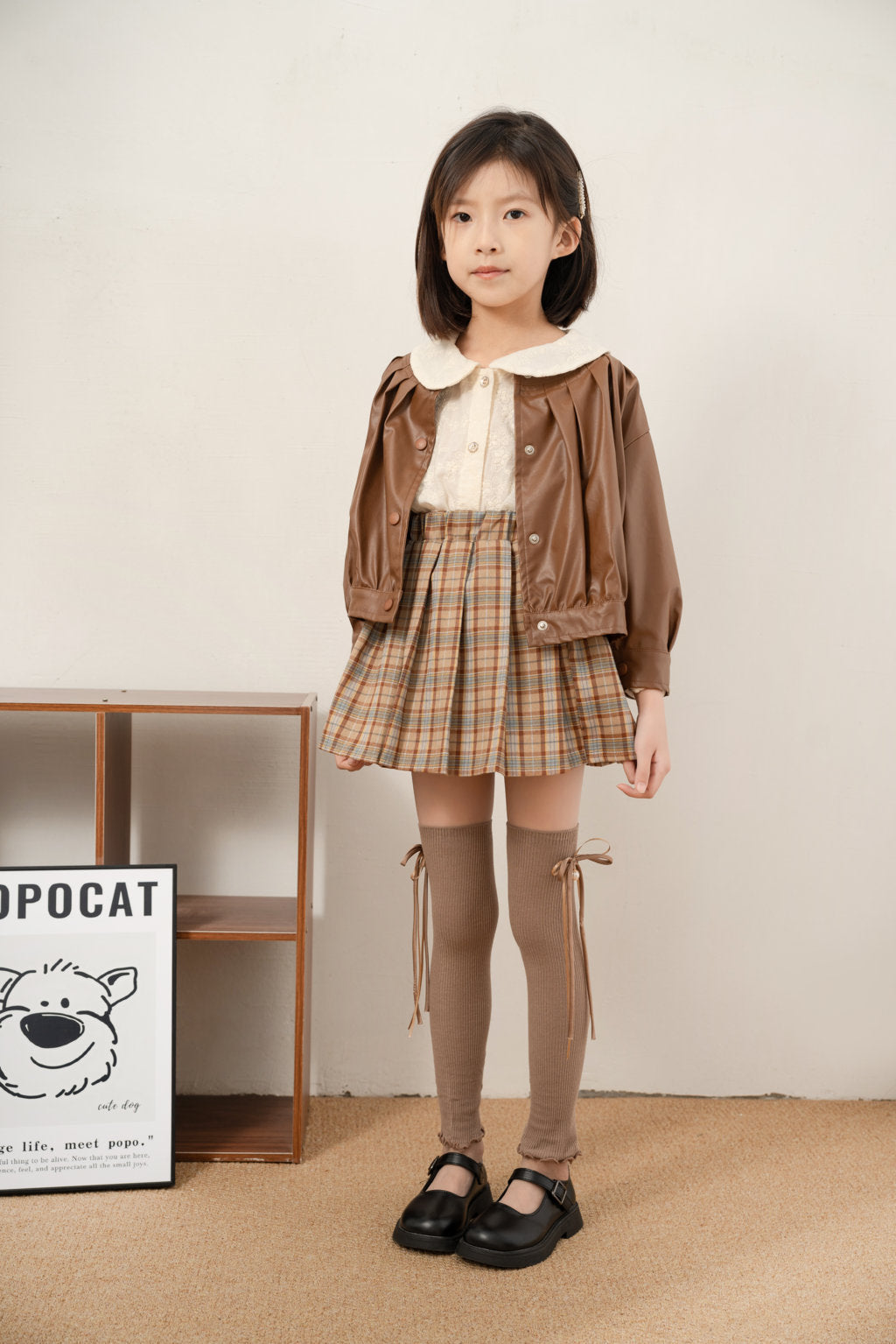 KNOT & PEARL APPLIQUE KNEE LENGTH OPEN TOE SOCKS