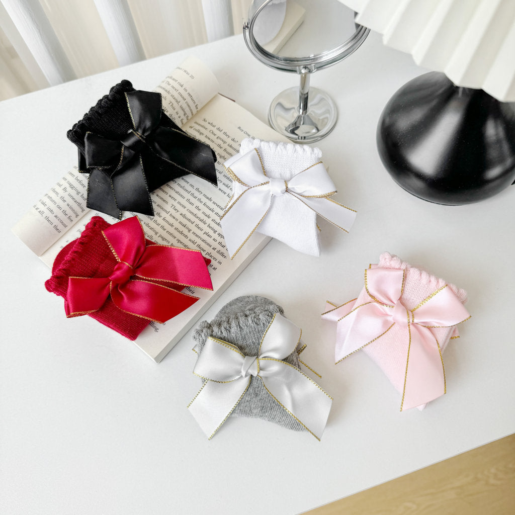 BOW APPLIQUE ANKLE LENGTH SOCKS