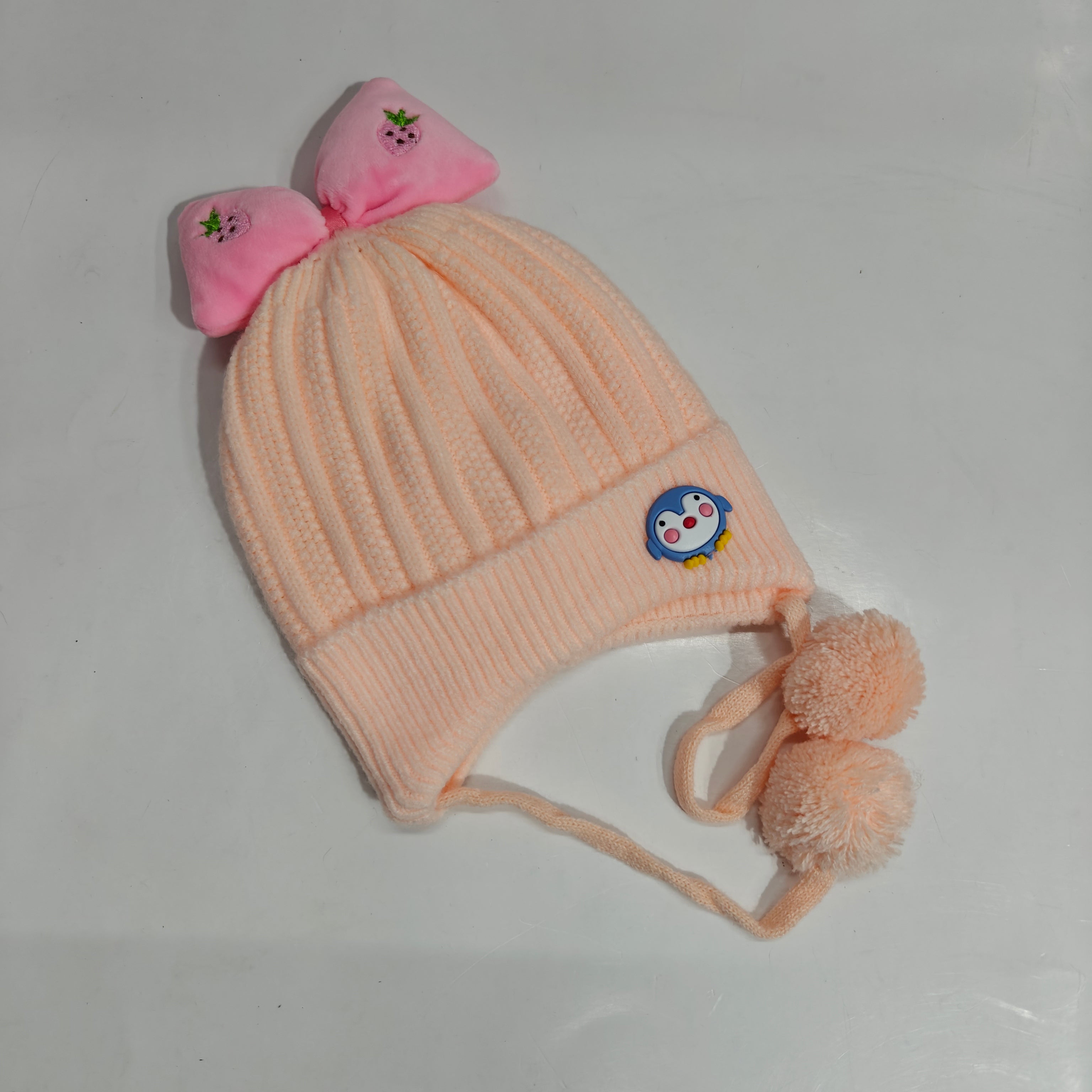 BOW APPLIQUE WINTER CAP