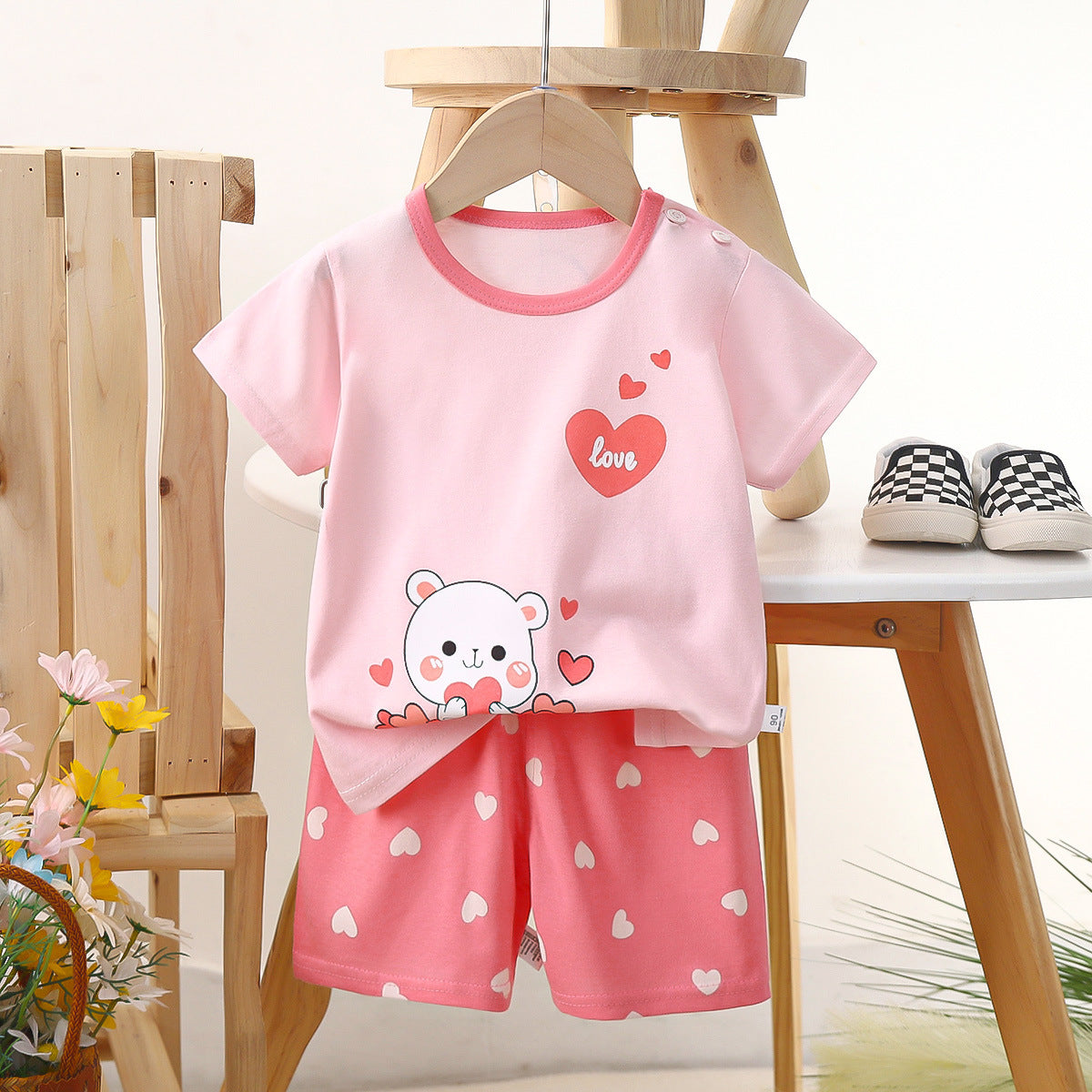 HEART PRINT SHORTS & T-SHIRT SET - LIGHT PINK