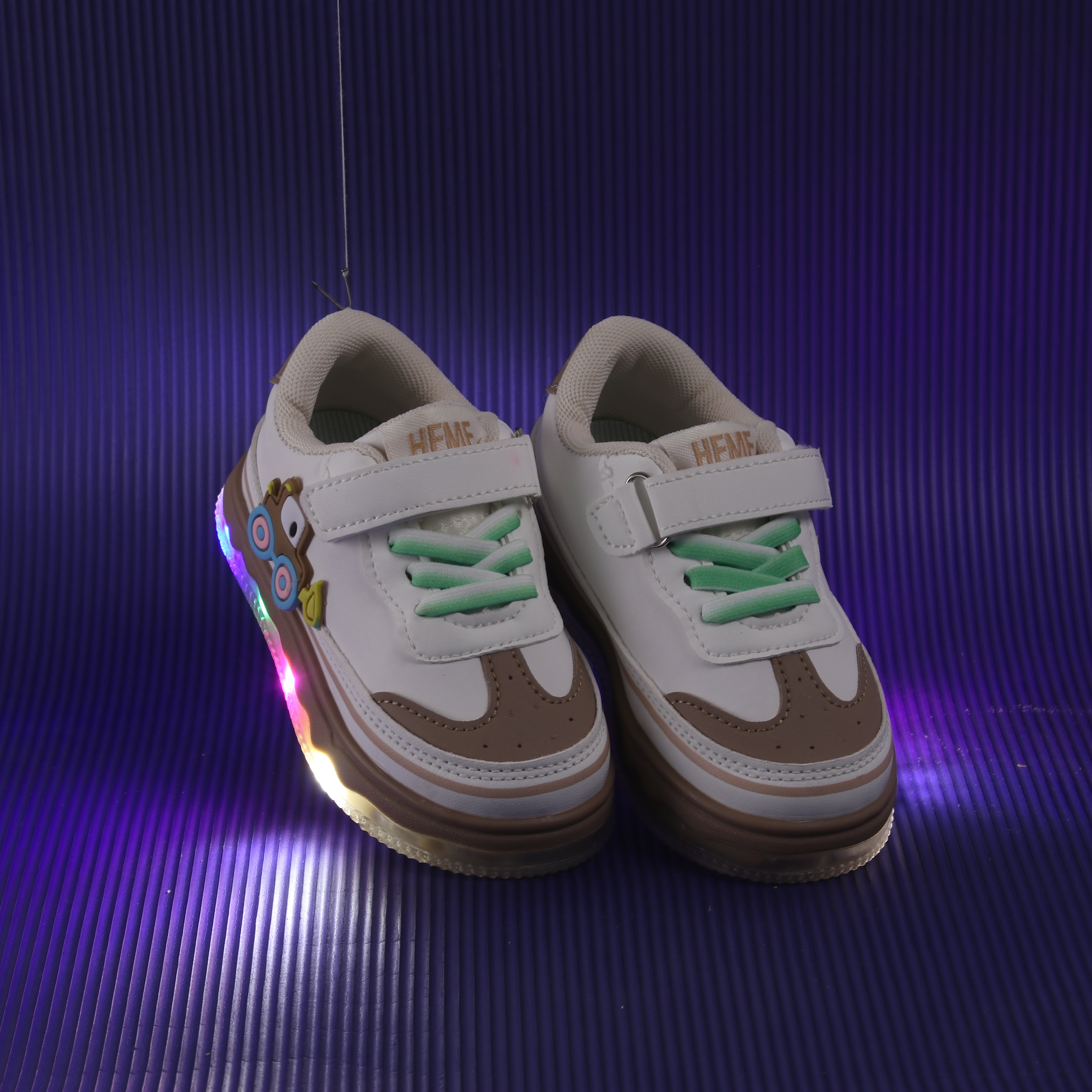 Car Applique Velcro Closure Led Shoes - White & Brown