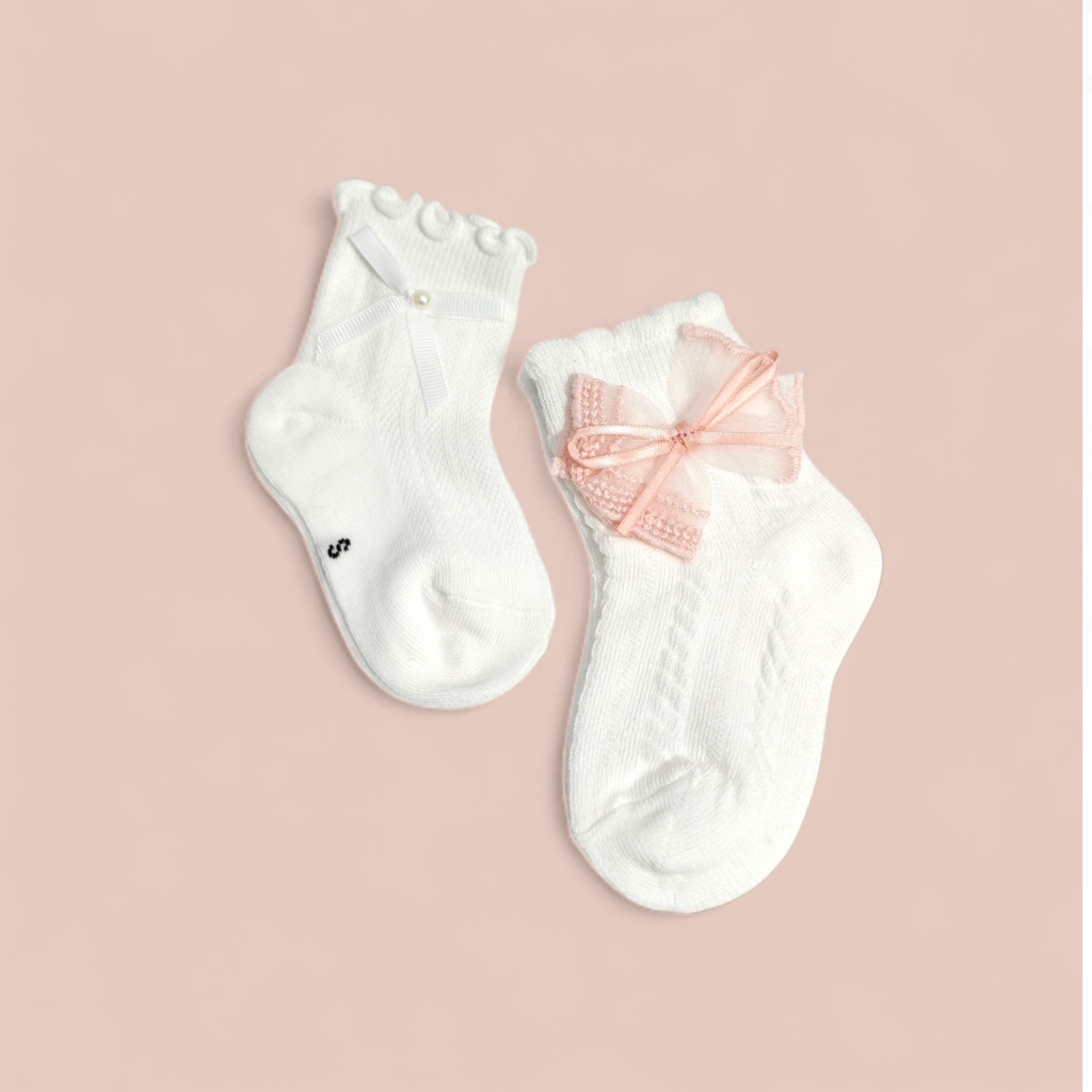 PACK OF 2 BOW & KNOT APPLIQUE ANKLE LENGTH SOCKS - WHITE