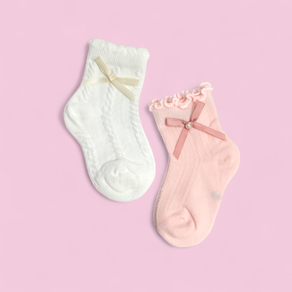 PACK OF 2 BOW & KNOT APPLIQUE ANKLE LENGTH SOCKS - WHITE & PINK