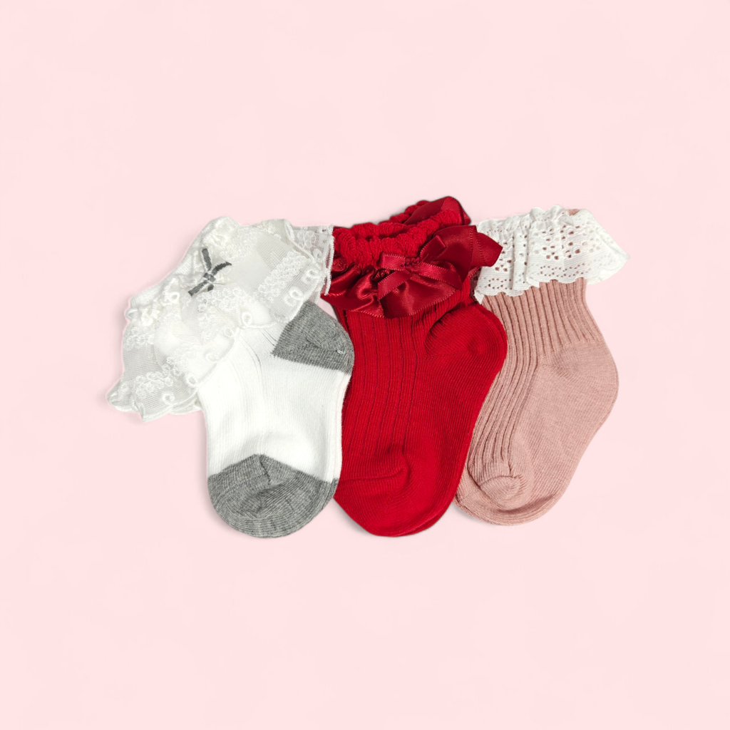 PACK OF 3 FRILL DETAILED ANKLE LENGTH SOCKS - MULTI COLOR