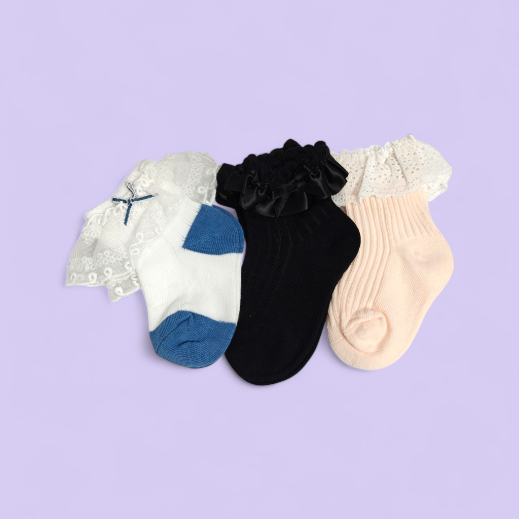PACK OF 3 FRILL DETAILED ANKLE LENGTH SOCKS - MULTI COLOR