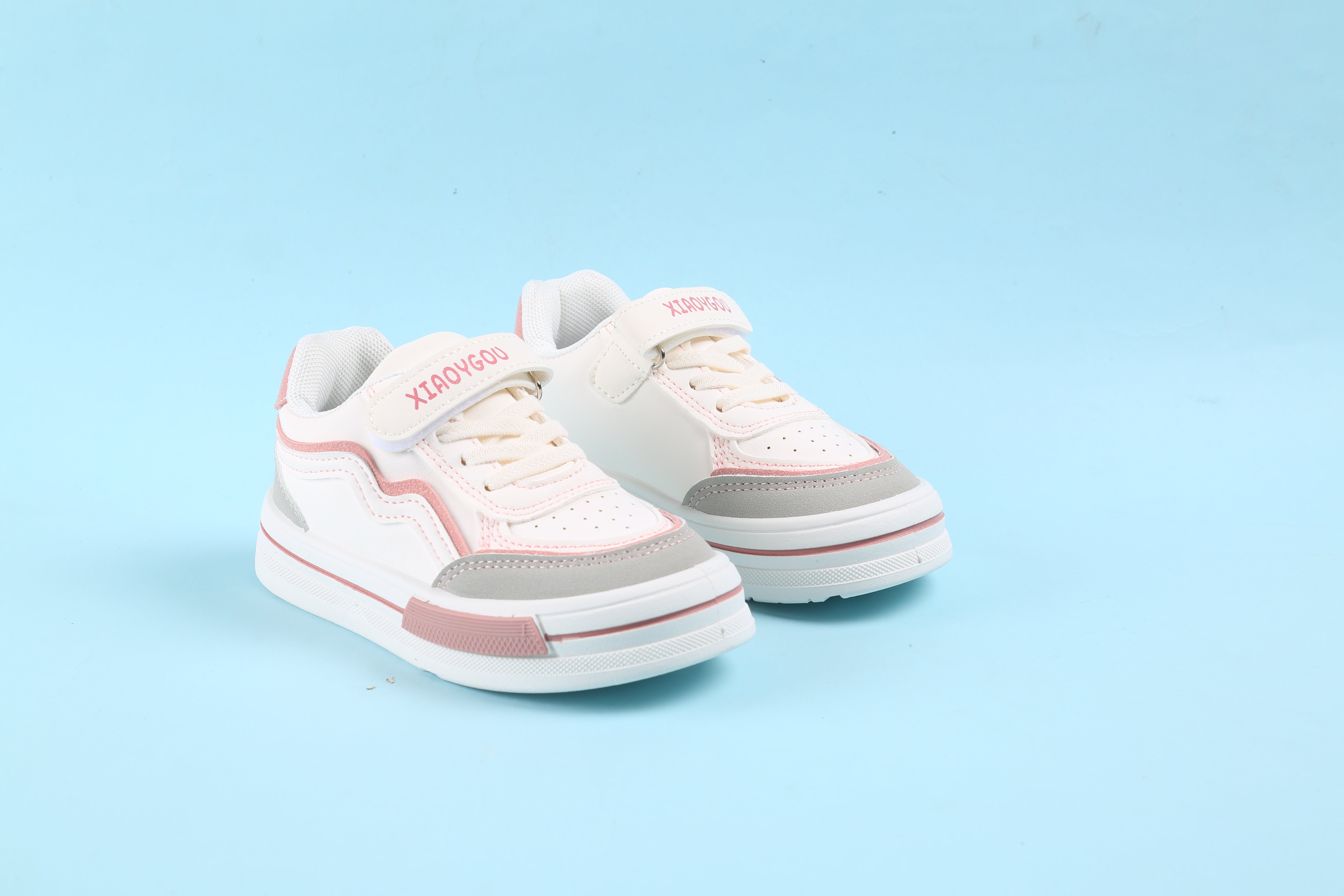 Wave Design Shaded Velcro Closure Sneakers - Pink