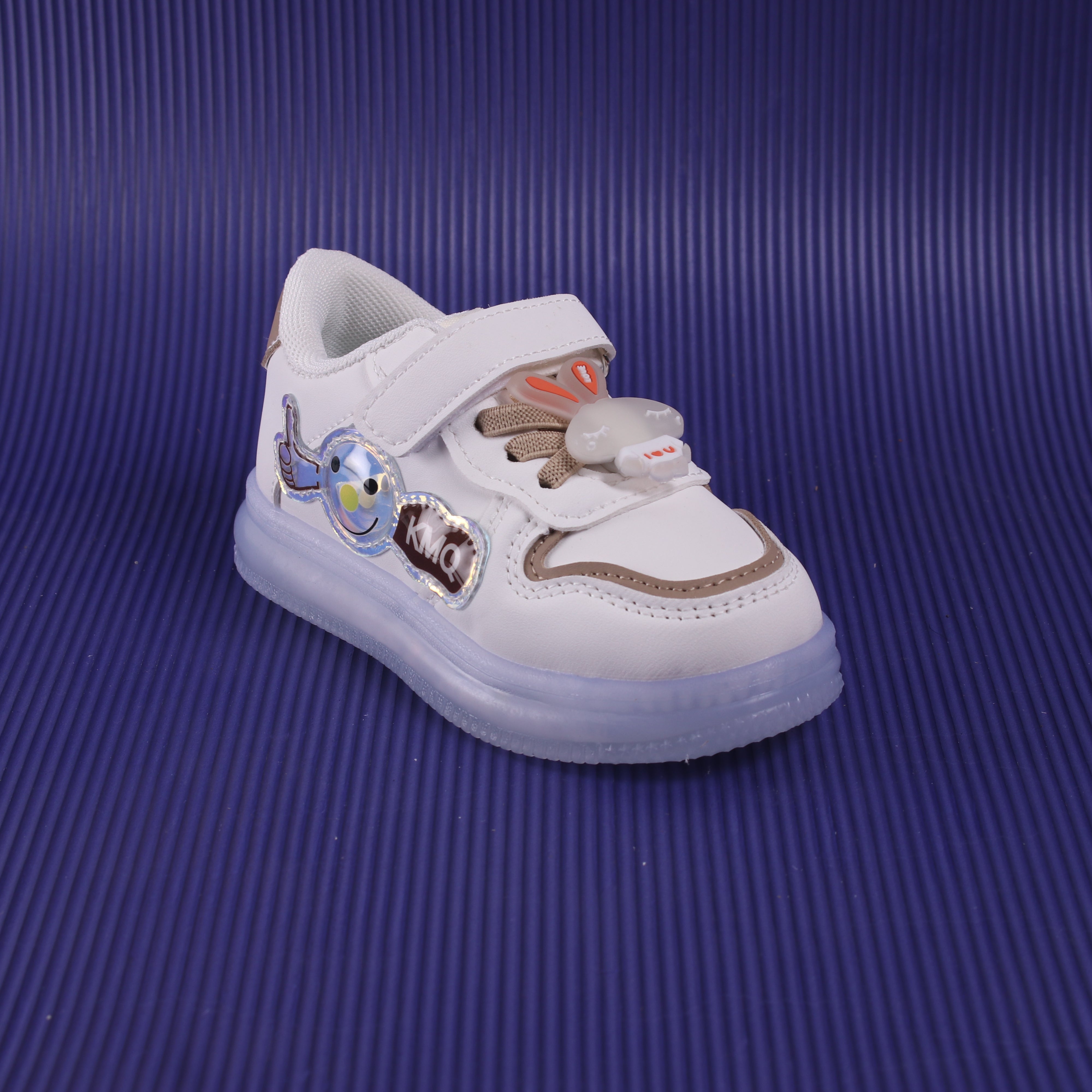 Charm Applique Velcro Closure Led Shoes - White & Brown