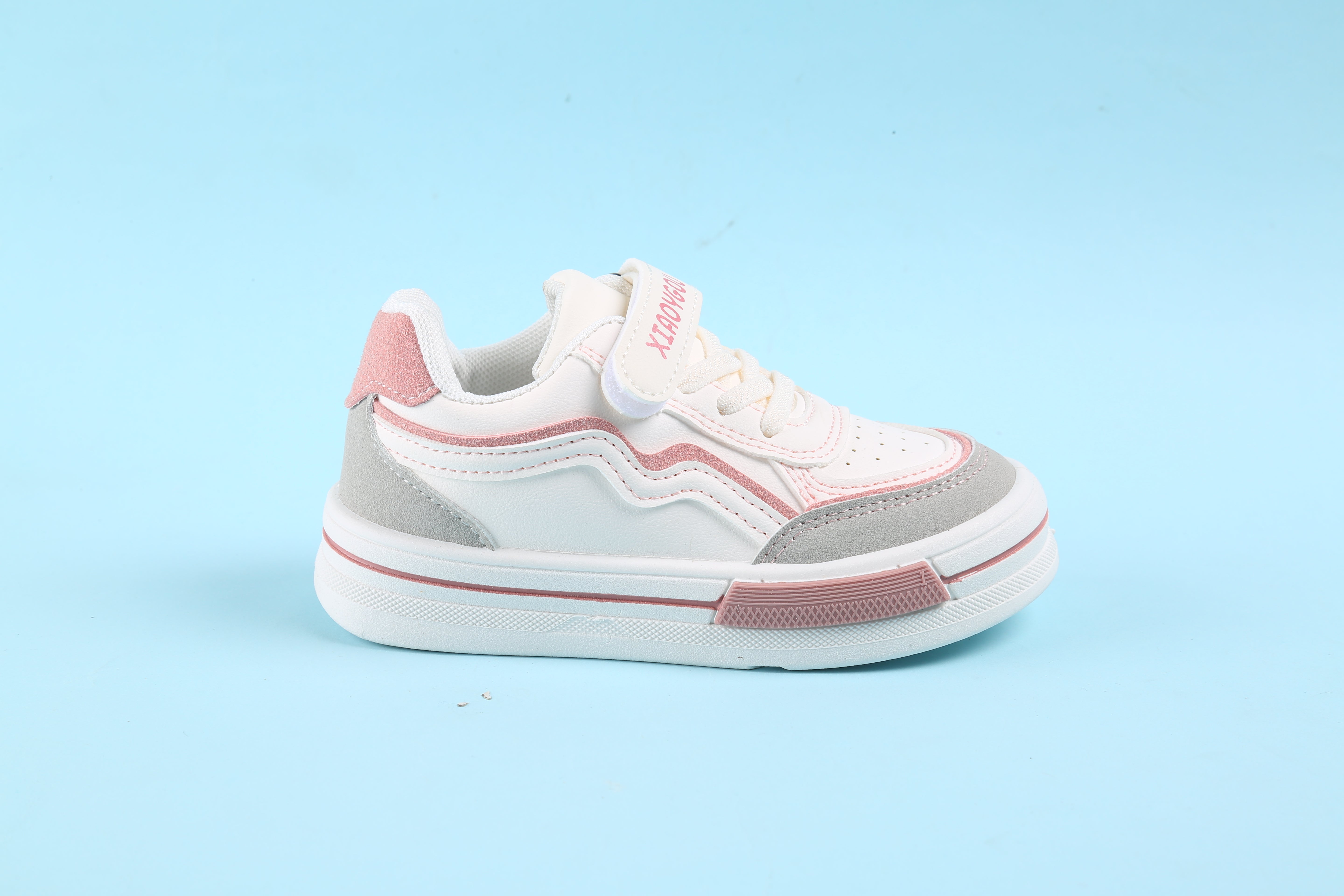 Wave Design Shaded Velcro Closure Sneakers - Pink