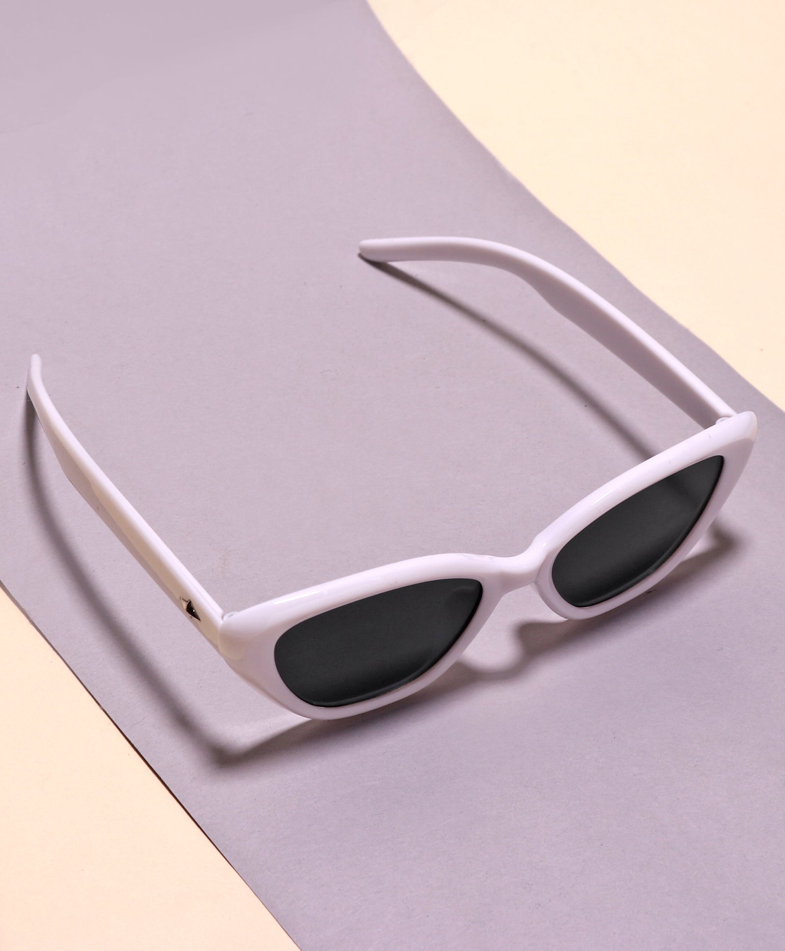 RETRO SUNGLASESS - WHITE