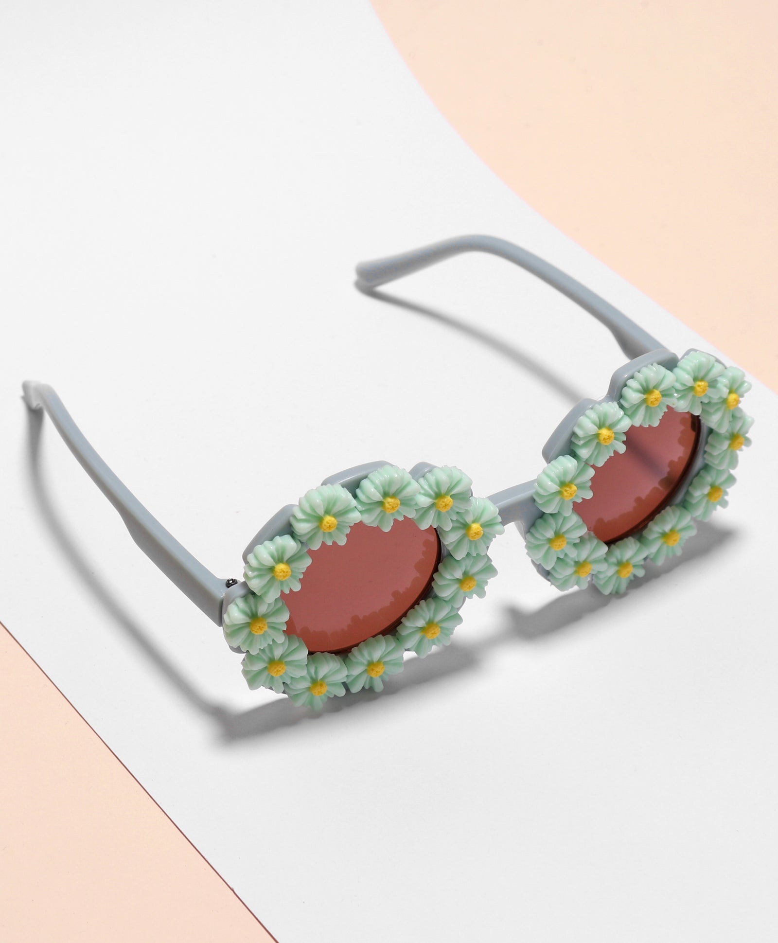 SUNFLOWER APPLIQUE SUNGLASSES - GREEN