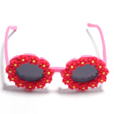 SUNFLOWER APPLIQUE SUNGLASSES - RED
