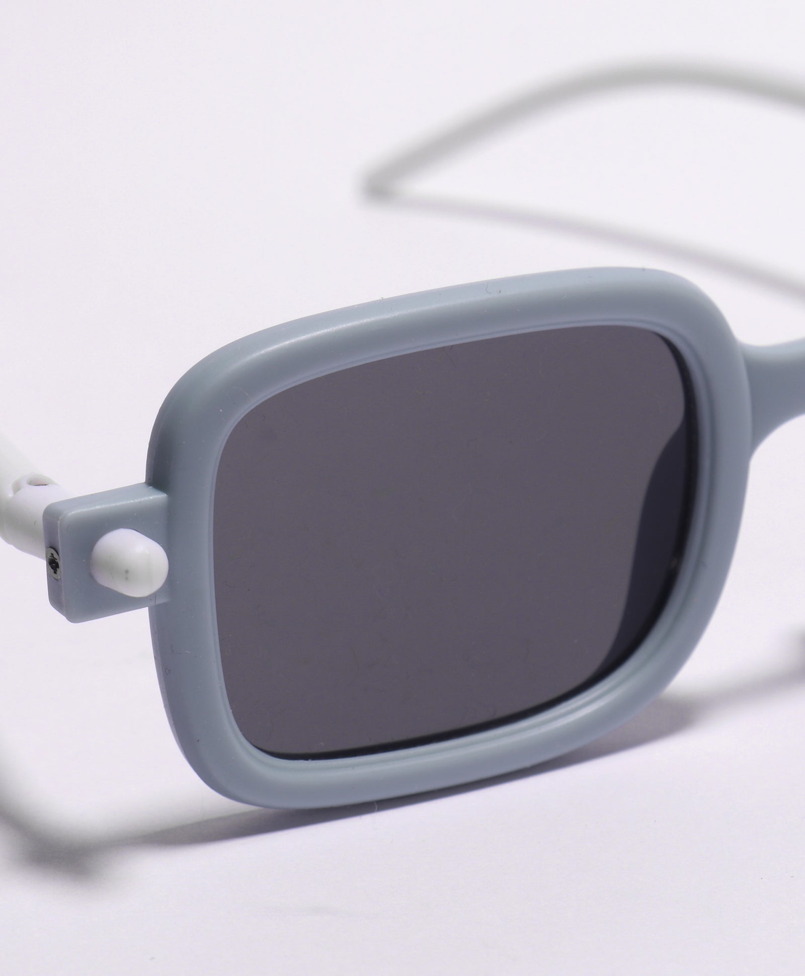 SOLID SUQARE SHAPE SUNGLASSES - GREY