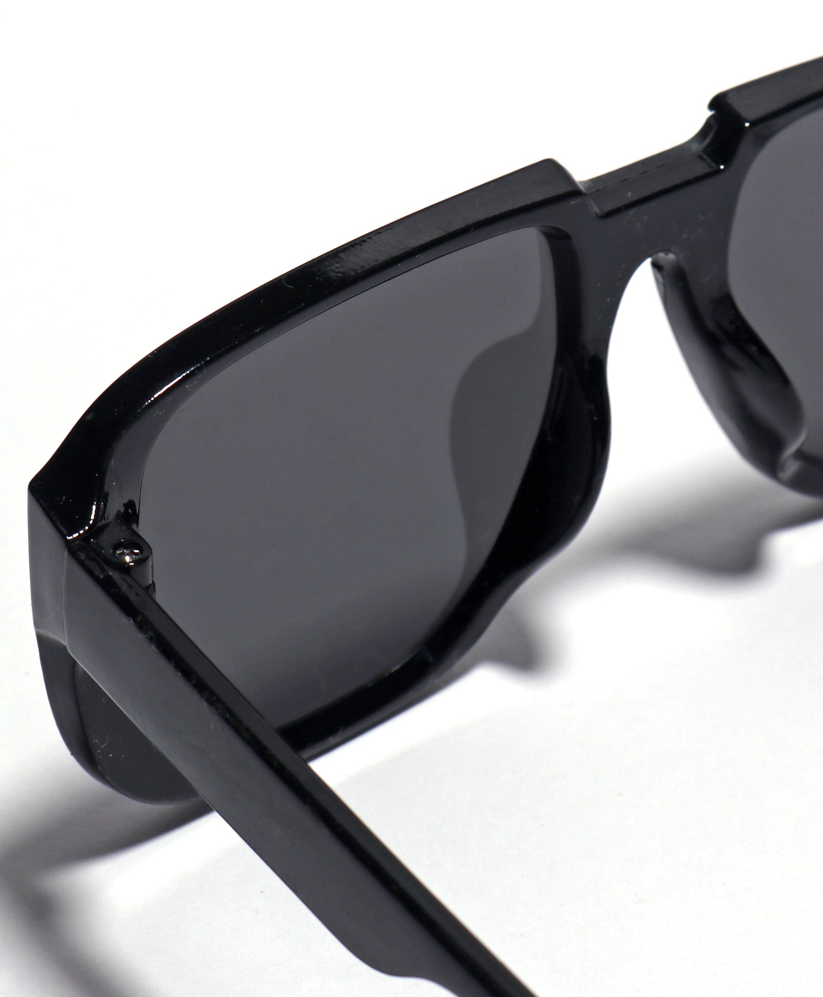 SHIELD SUNGLASSES - BLACK