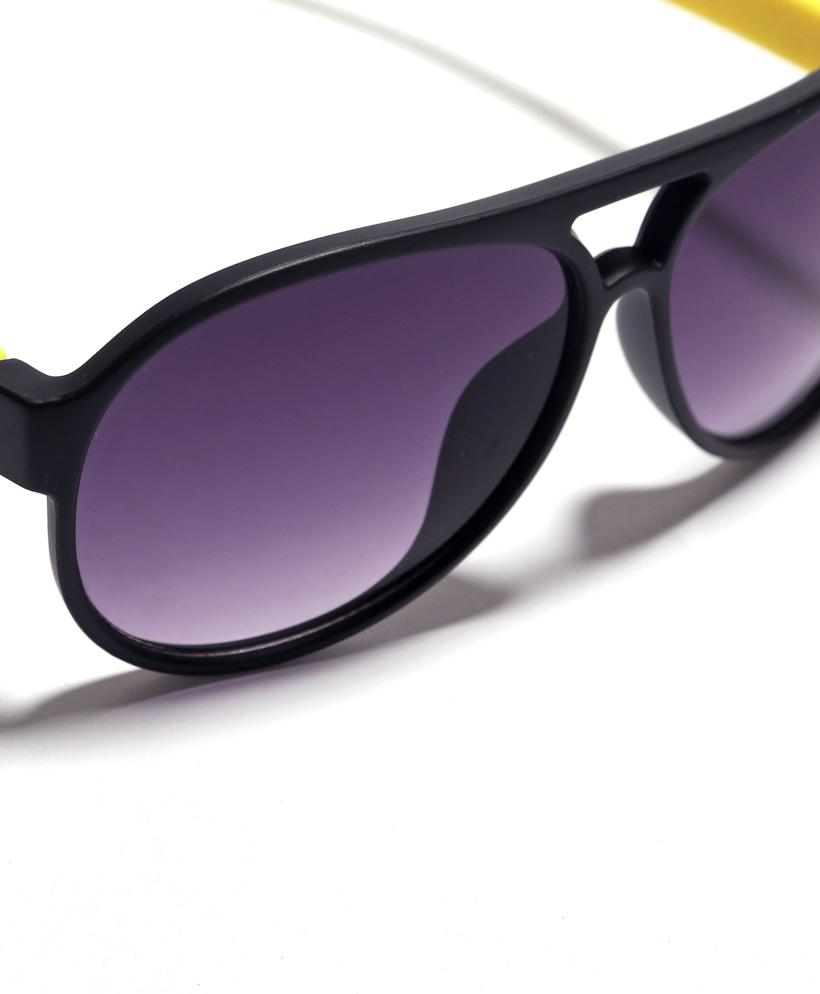 AVIATOR SHAPE SUNGLASSES - BLACK