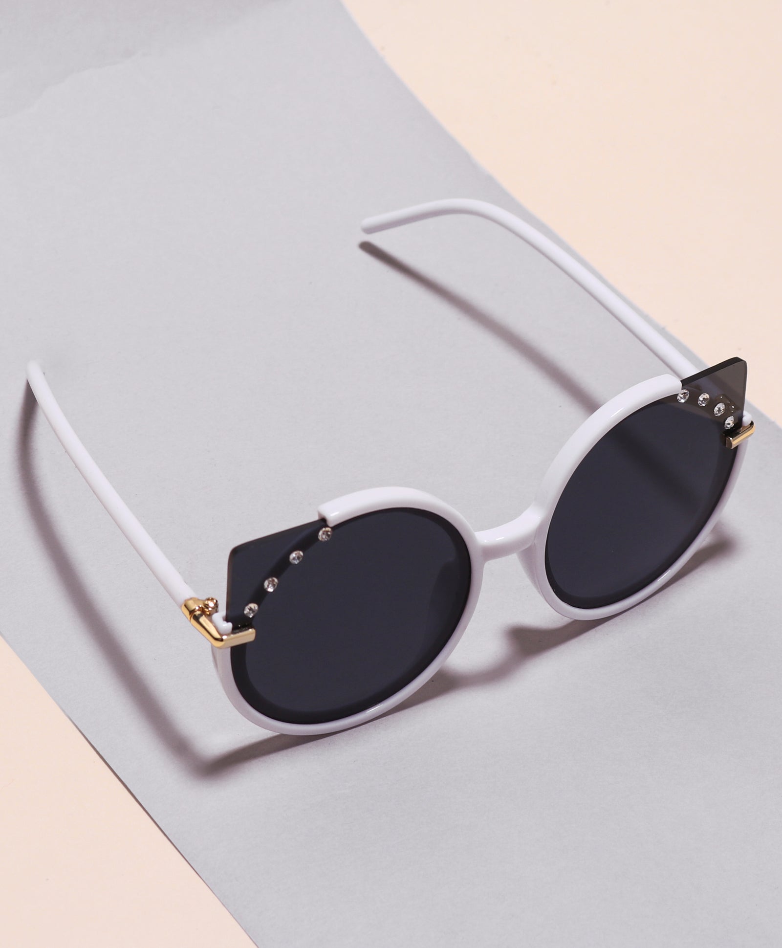 BEADS EMBELLISHED SUNGLASSES - WHITE