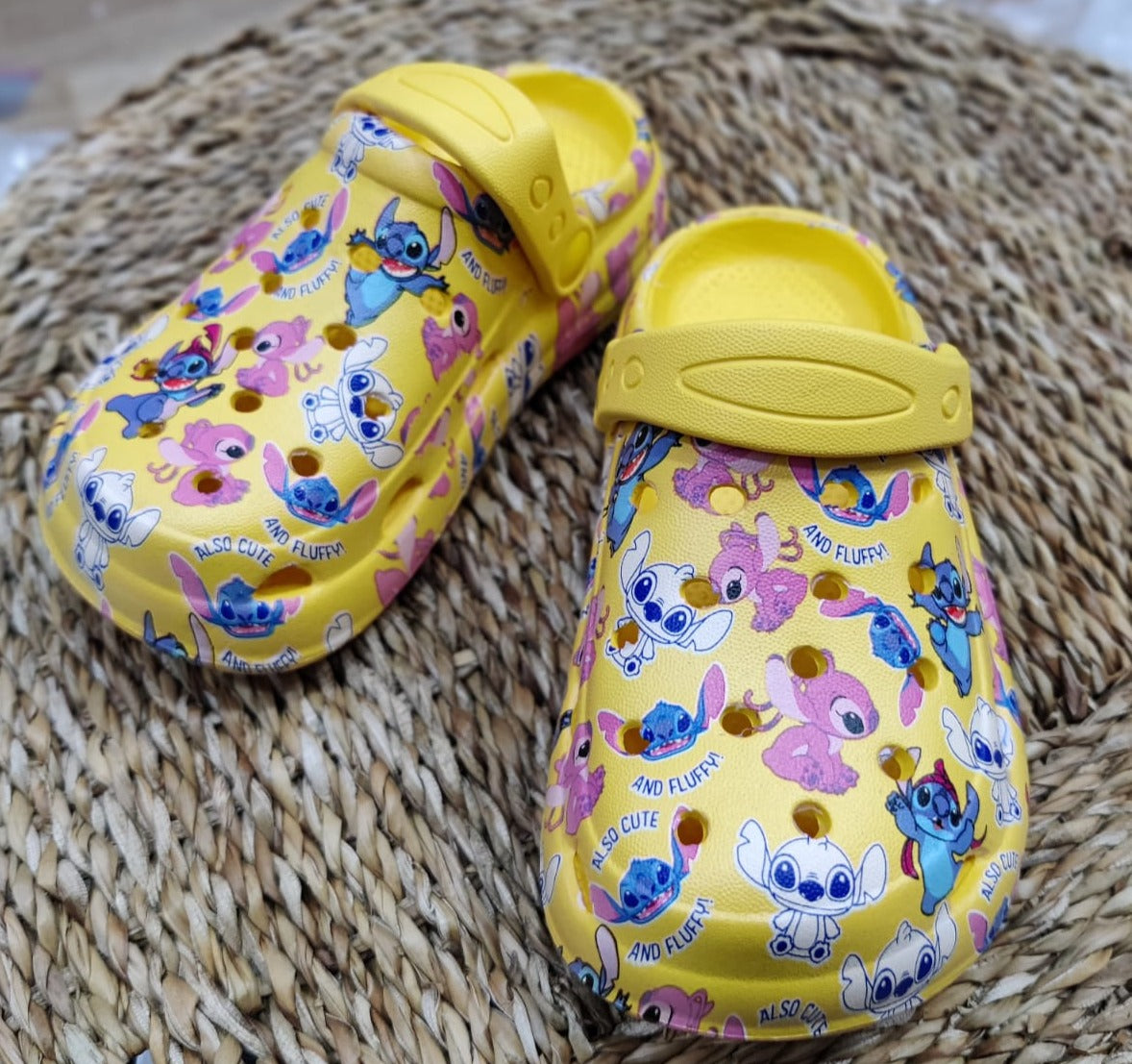 LILO & STITCH CROCS - YELLOW