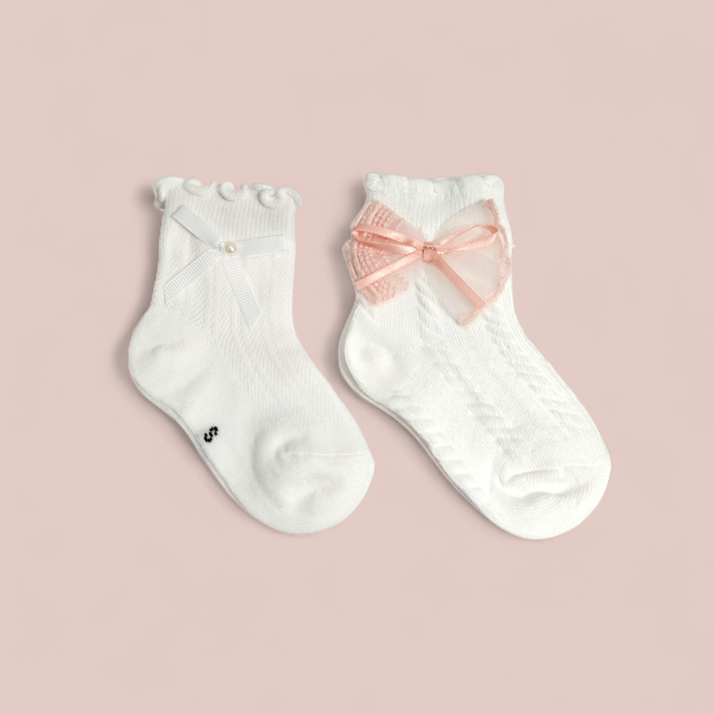 PACK OF 2 BOW & KNOT APPLIQUE ANKLE LENGTH SOCKS - WHITE
