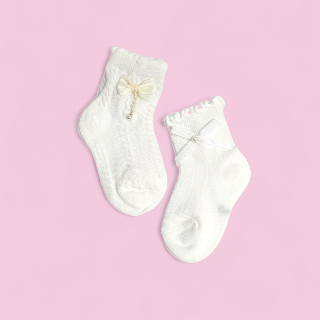 PACK OF 2 BOW & KNOT APPLIQUE ANKLE LENGTH SOCKS - WHITE