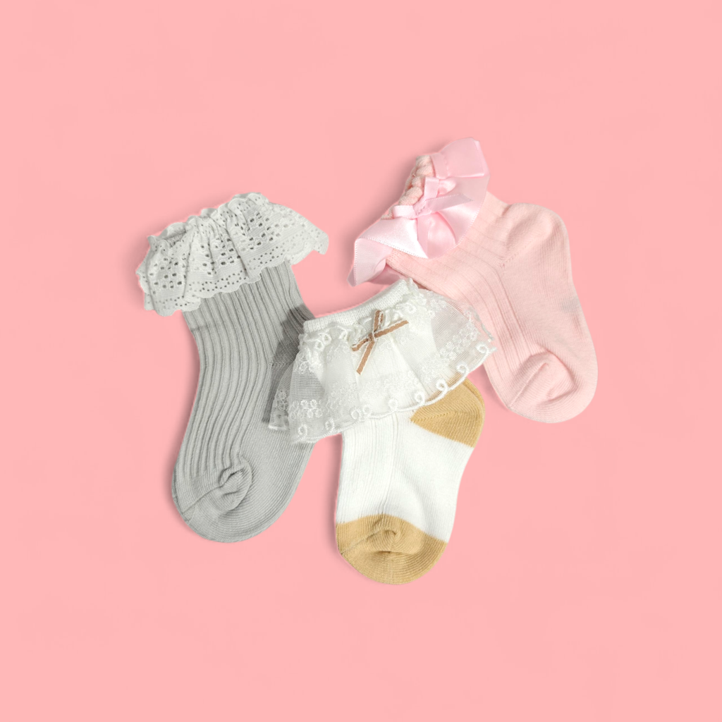 PACK OF 3 FRILL DETAILED ANKLE LENGTH SOCKS - MULTI COLOR
