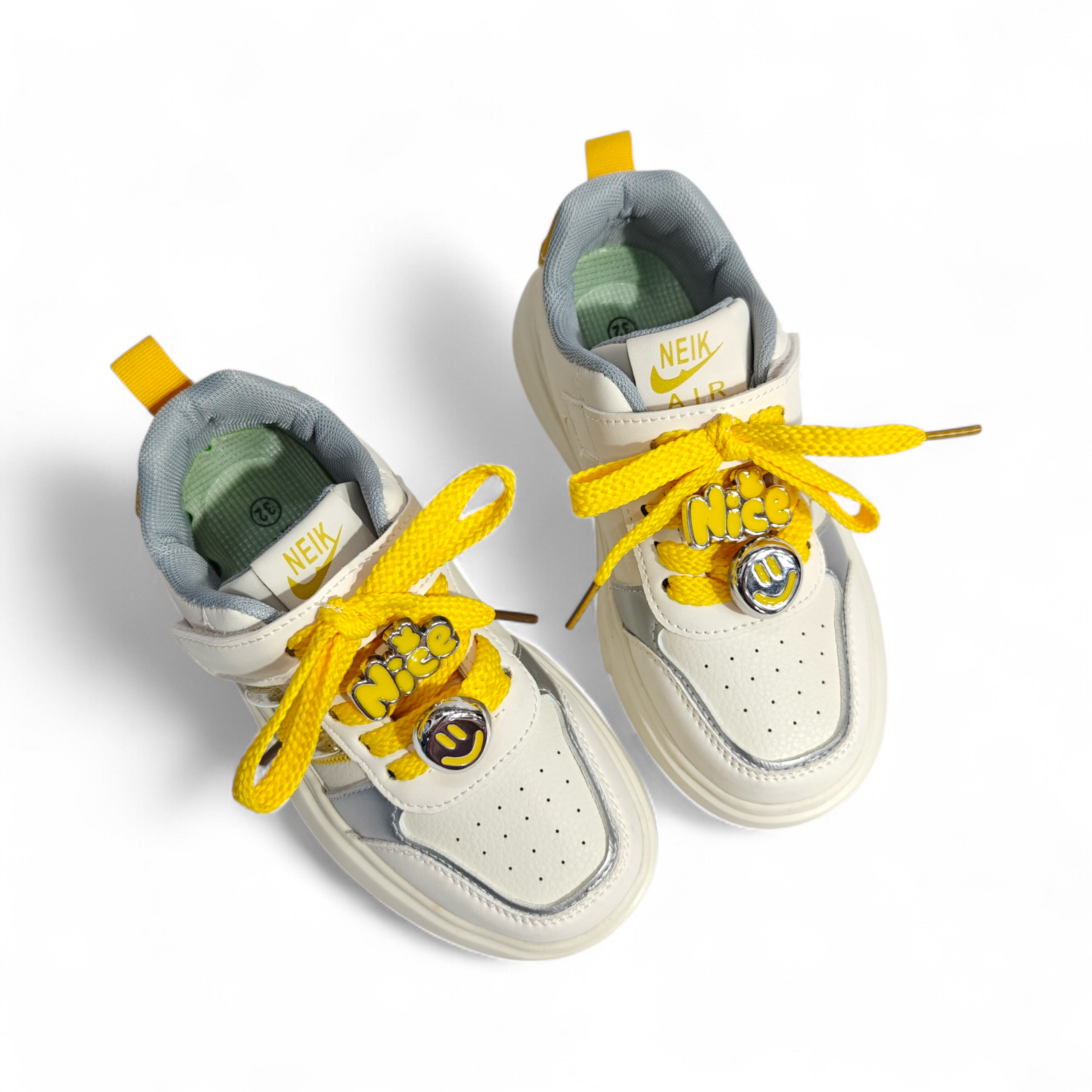 SMILE CHARM APPLIQUE SNEAKERS - WHITE & YELLOW