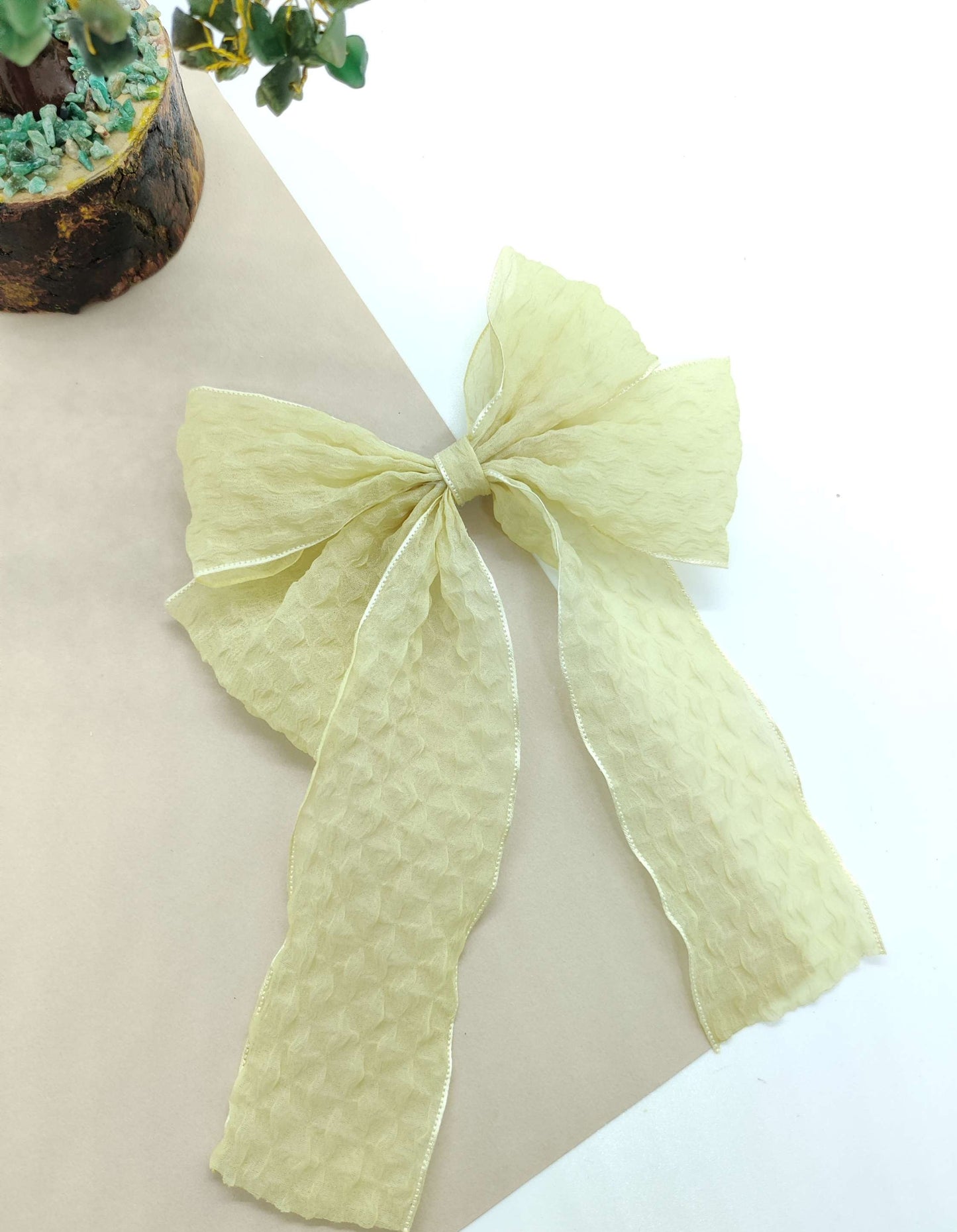 SOLID TEXTURED HANDCRAFTED BOWS