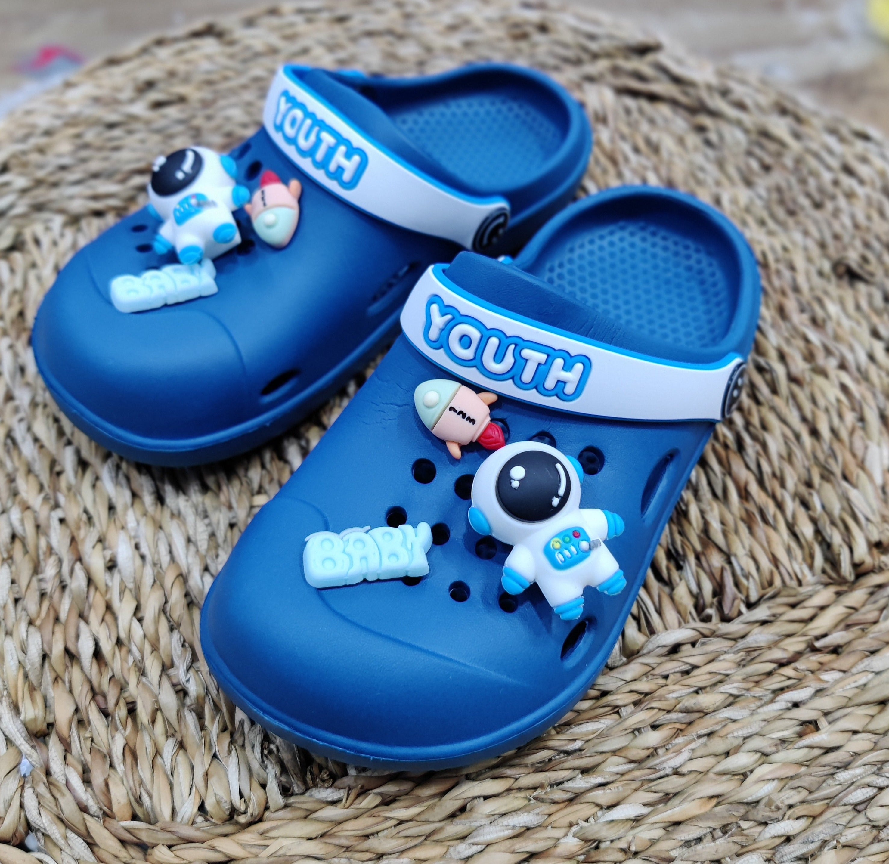 ASTRO CROCS - BLUE