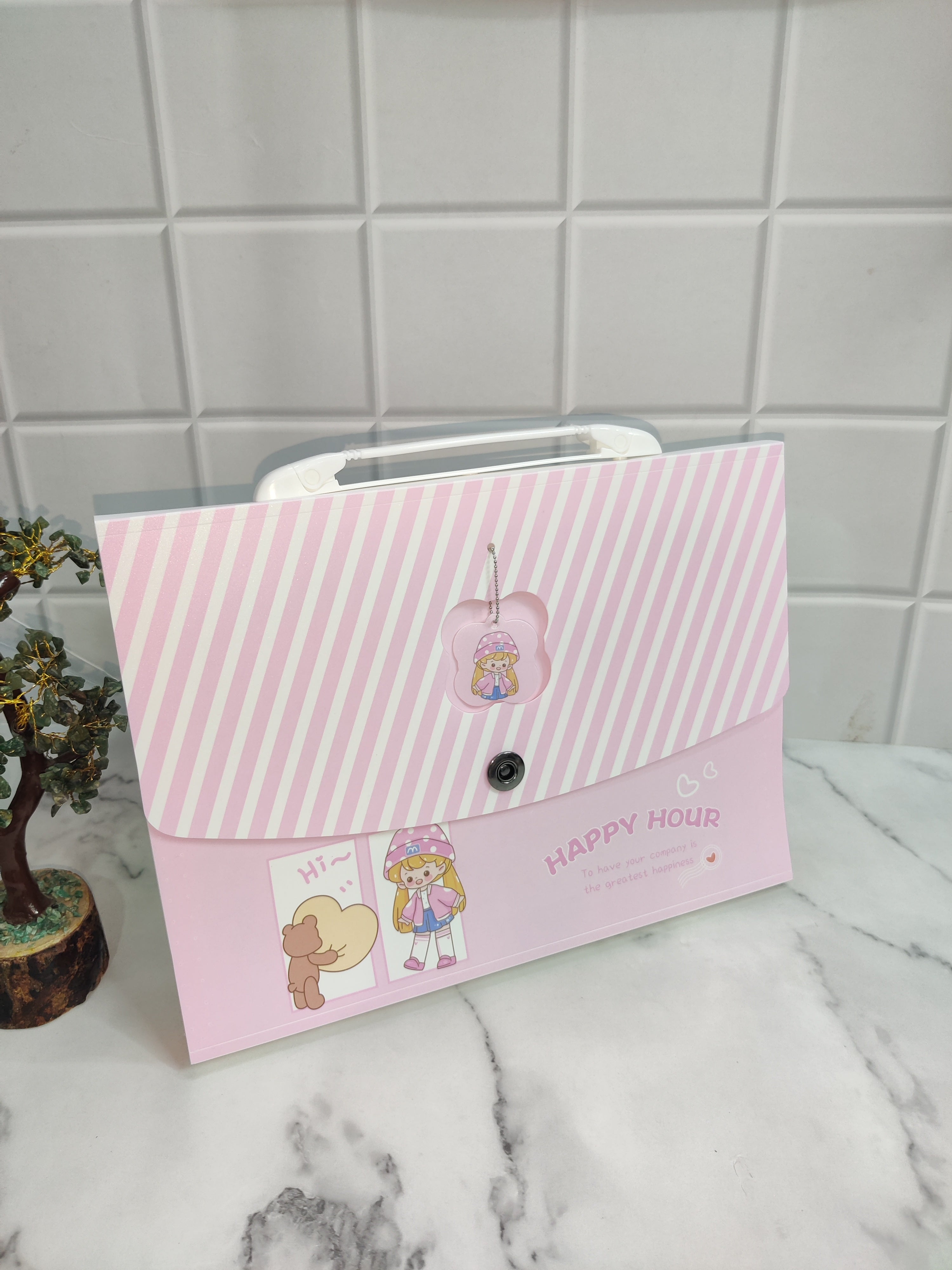 STRIPES WITH BABY DOLL PRINT FOLDER - PINK